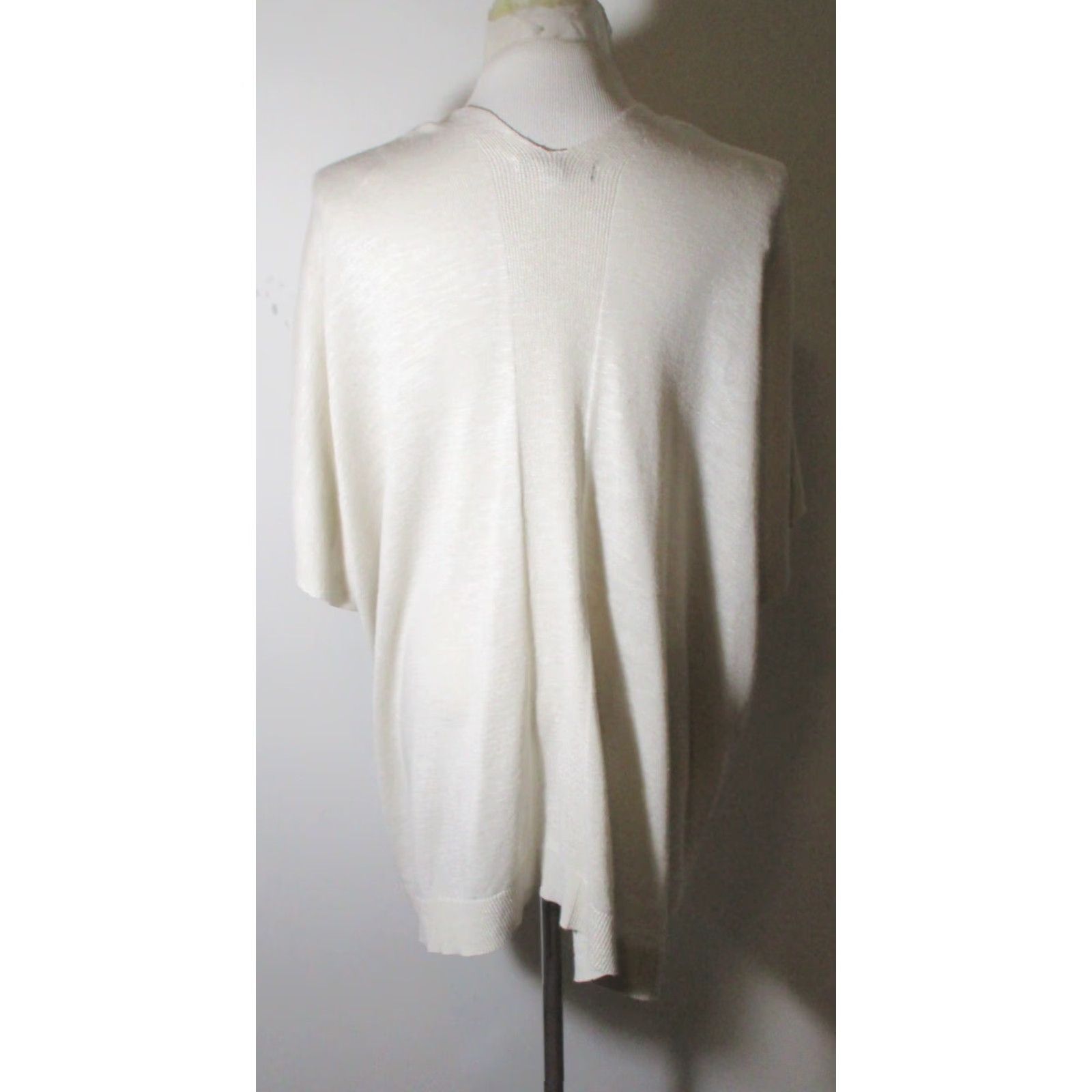 Banana Republic Banana Republic Cardigan Sweater Women XS/S Beige Ramie Viscose Lightweight Knit Short Sleeve Wrap All Seasons Size XS / US 0-2 / IT 36-38 - 5 Thumbnail