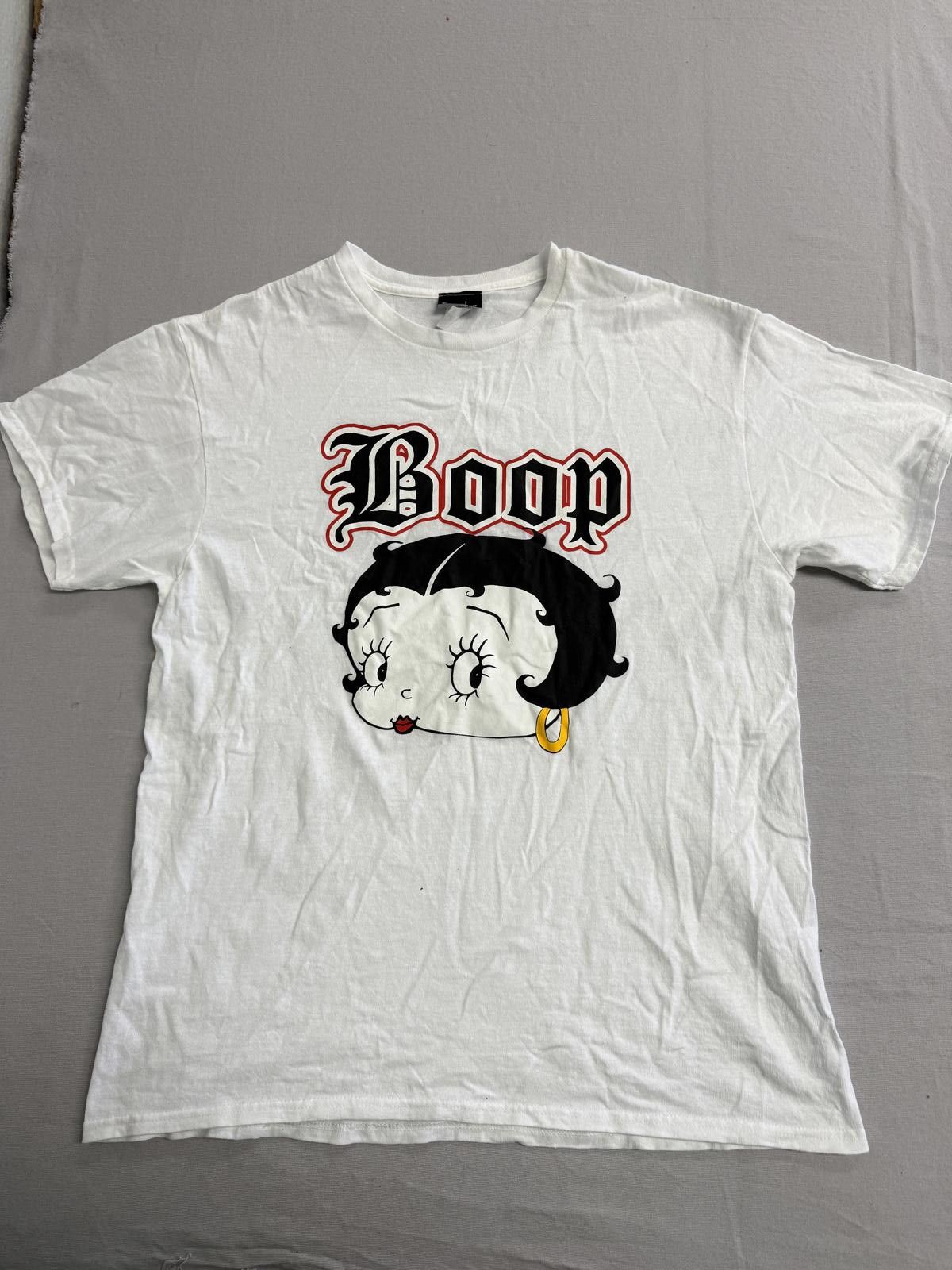 Other Betty Boop Old English T-shirt - Big Gold Earring Tee XL Size US XL / EU 56 / 4 - 1 Thumbnail