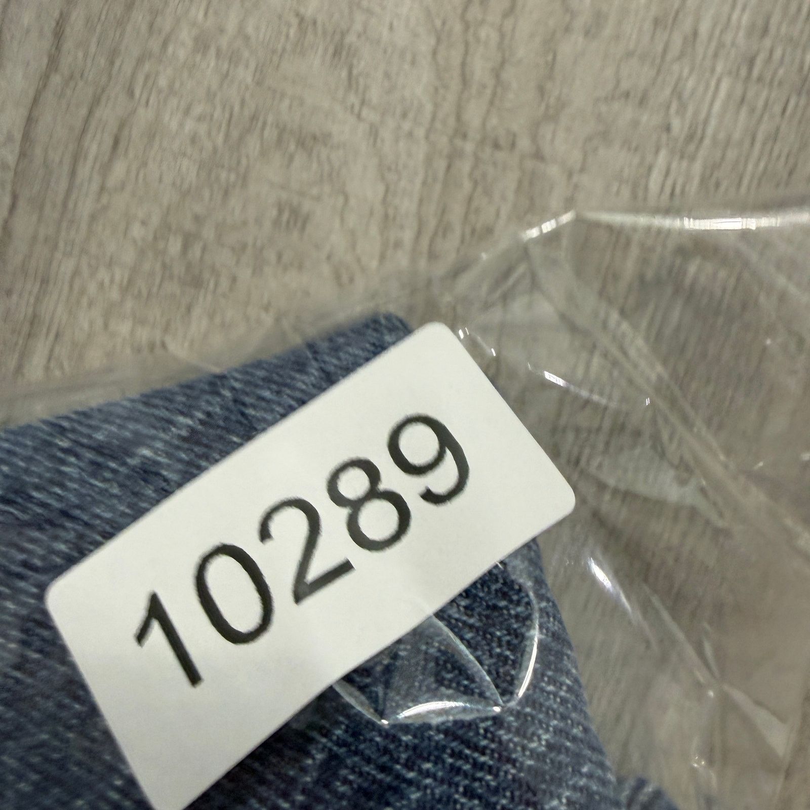 Levi's Vintage Levis 505 Jeans Mens 36x30 Blue Denim Regular y2k Size US 36 / EU 52 - 12 Thumbnail