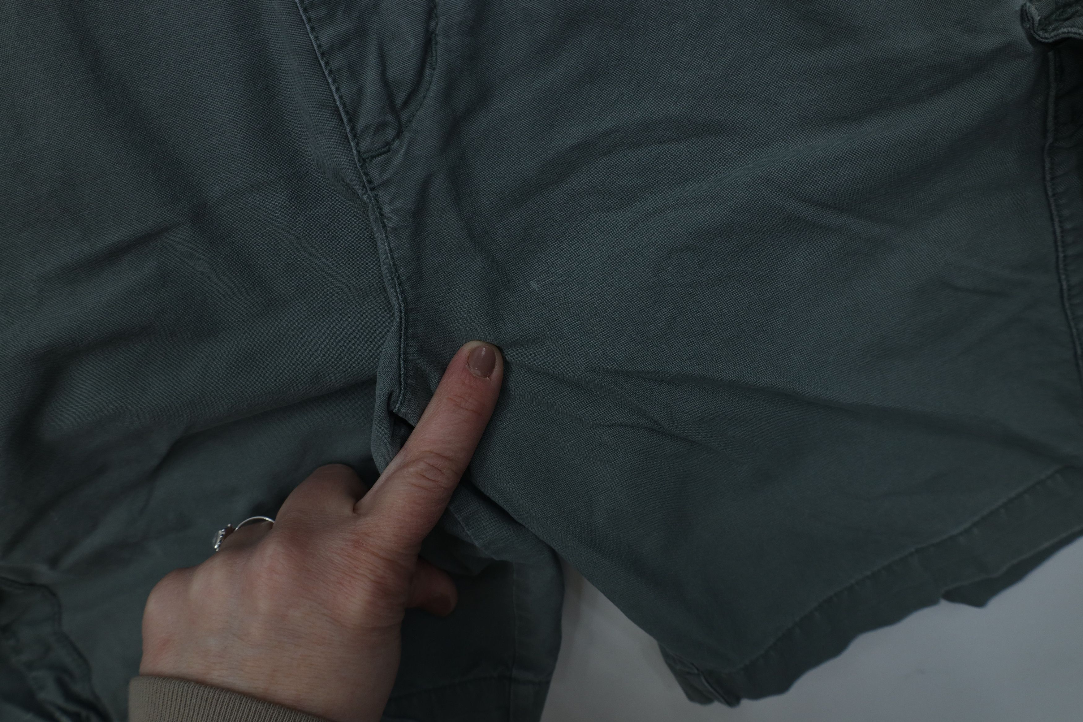 Columbia Vintage 90s Columbia Above Knee Cargo Shorts Green Cotton Size US 32 / EU 48 - 8 Thumbnail