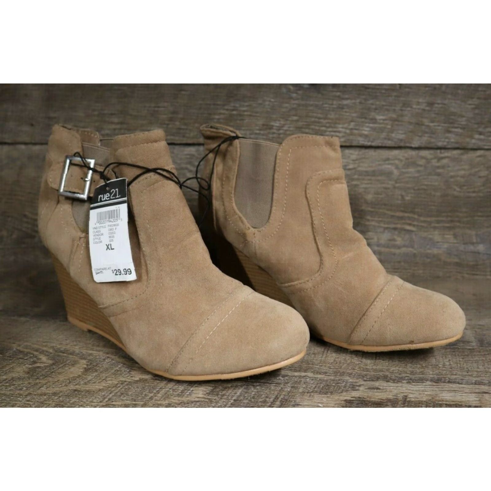 Vintage Rue 21 Etc! Wedges Beige Faux Suede Buckle Size 10 BRAND NEW Size US 10 / IT 40 - 2 Thumbnail