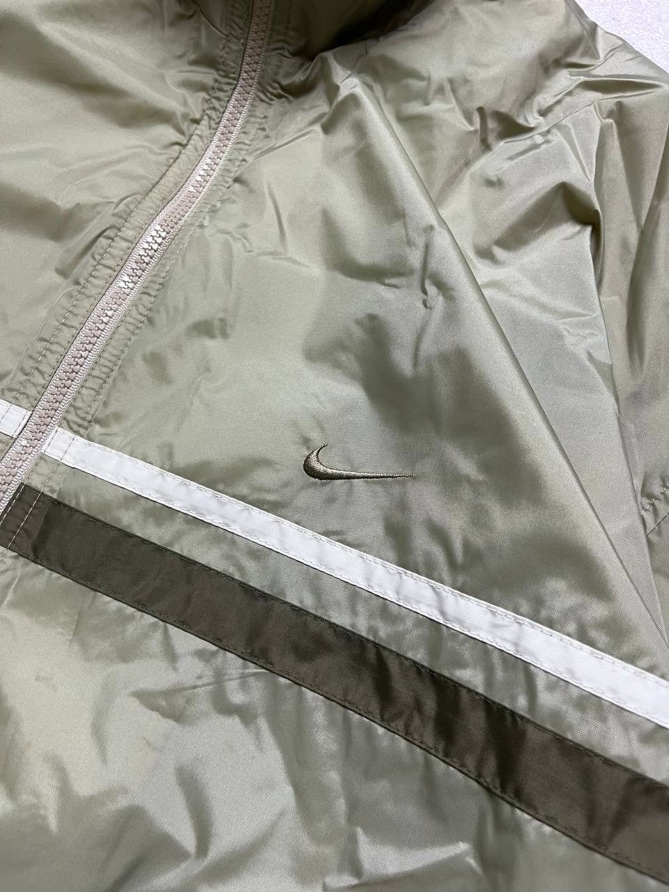 Nike × Vintage Vintage Nike Swoosh Nylon Olympic Jacket M Size US M / EU 48-50 / 2 - 3 Thumbnail