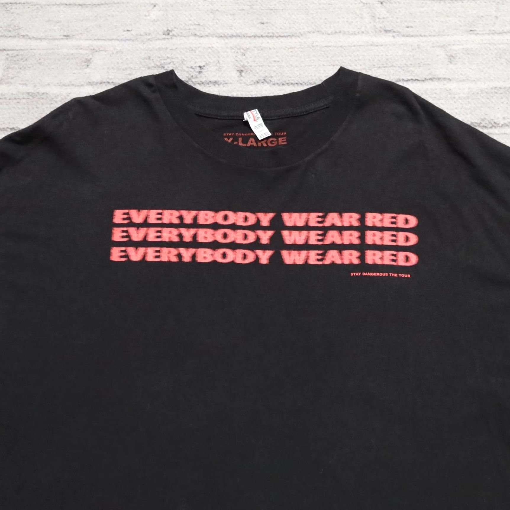 Vintage 2018 YG Stay Dangerous Tour Shirt XL Men's Black T-Shirt Rap Tee Vector Wear Red Size US XL / EU 56 / 4 - 4 Thumbnail