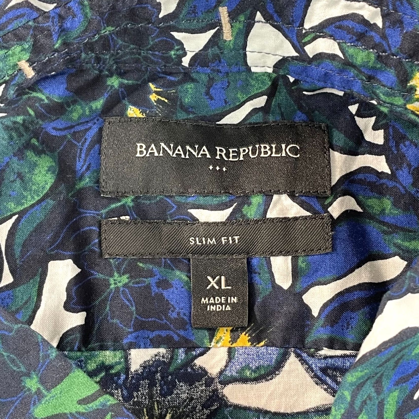 Banana Republic Banana Republic Hawaiian Shirt Men XL Multi Floral Slim Fit Short Sleeve Size US XL / EU 56 / 4 - 2 Thumbnail