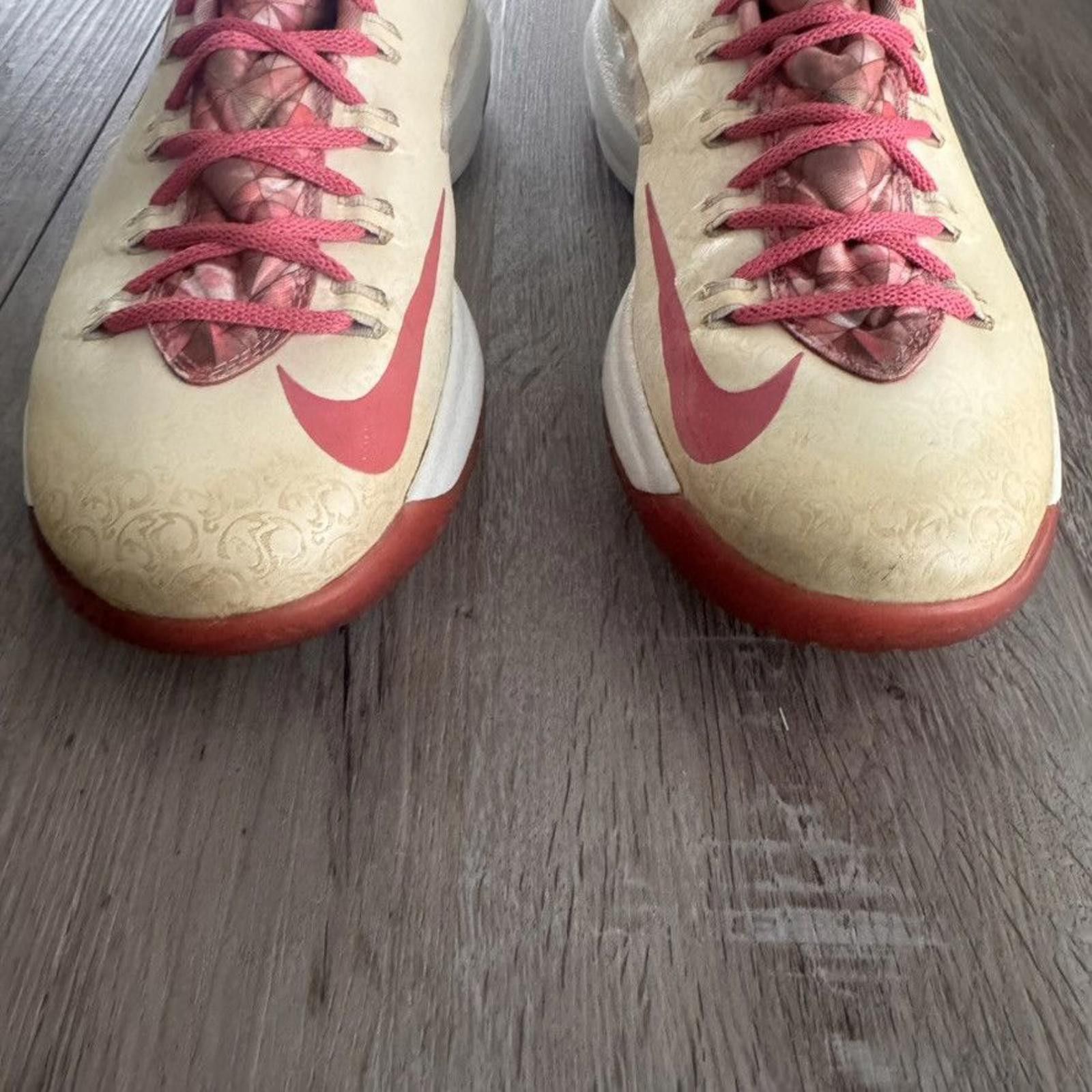 Nike NIKE • KD 5 "Aunt Pearl" (13M) Size US 13 / EU 46 - 7 Thumbnail