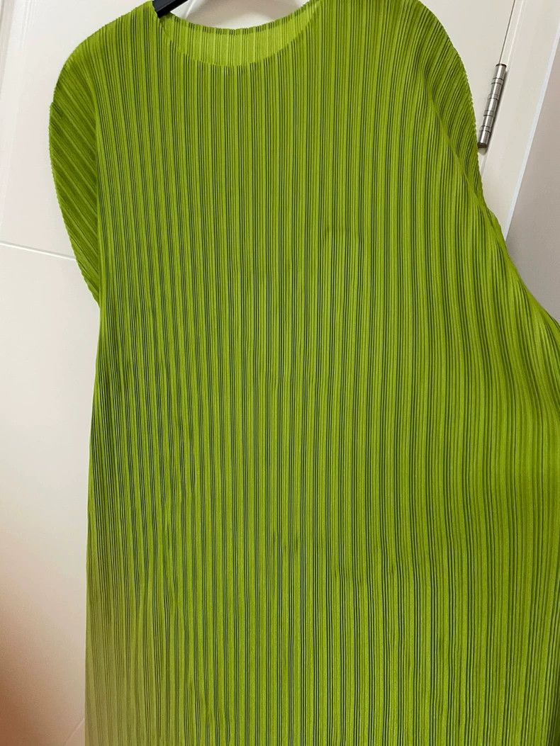 Issey Miyake Issey Miyake Green pleated skirt Size L / US 10 / IT 46 - 2 Thumbnail