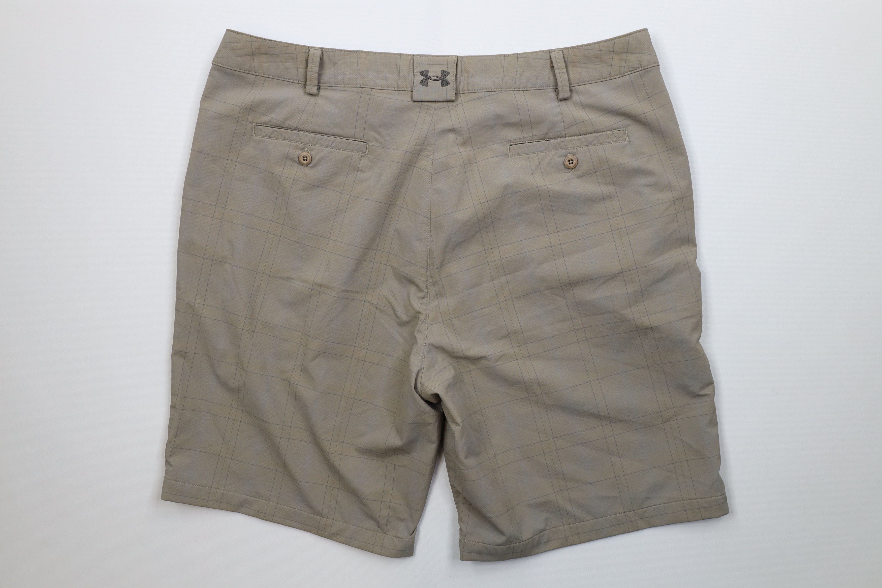 Under Armour Vintage Under Armour Golfing Golf Chino Shorts Gray Plaid Size US 40 / EU 56 - 9 Thumbnail