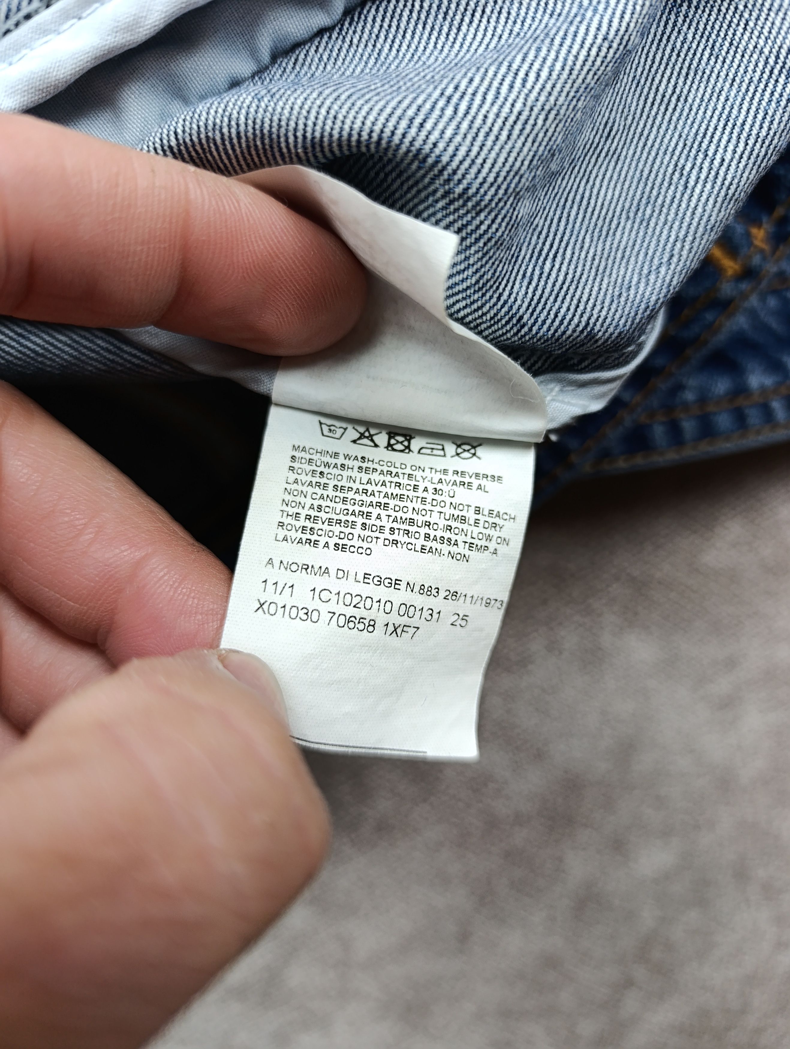 Just Cavalli Just Roberto Cavalli Vintage Womens Cropped Denim Jacket Size L / US 10 / IT 46 - 13 Thumbnail