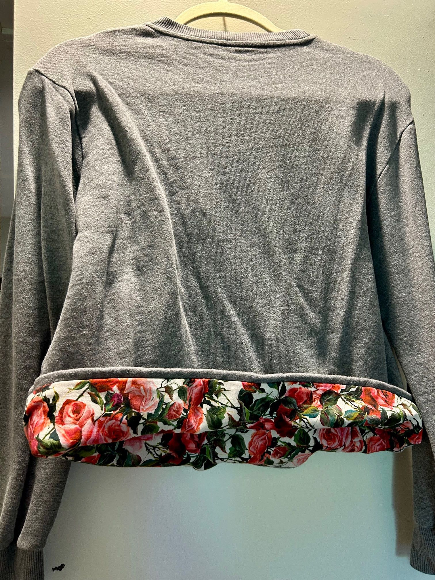 Dolce & Gabbana Dolce & Gabbana Gray Sweater Floral Embroidery Pullover Size M / US 6-8 / IT 42-44 - 3 Thumbnail