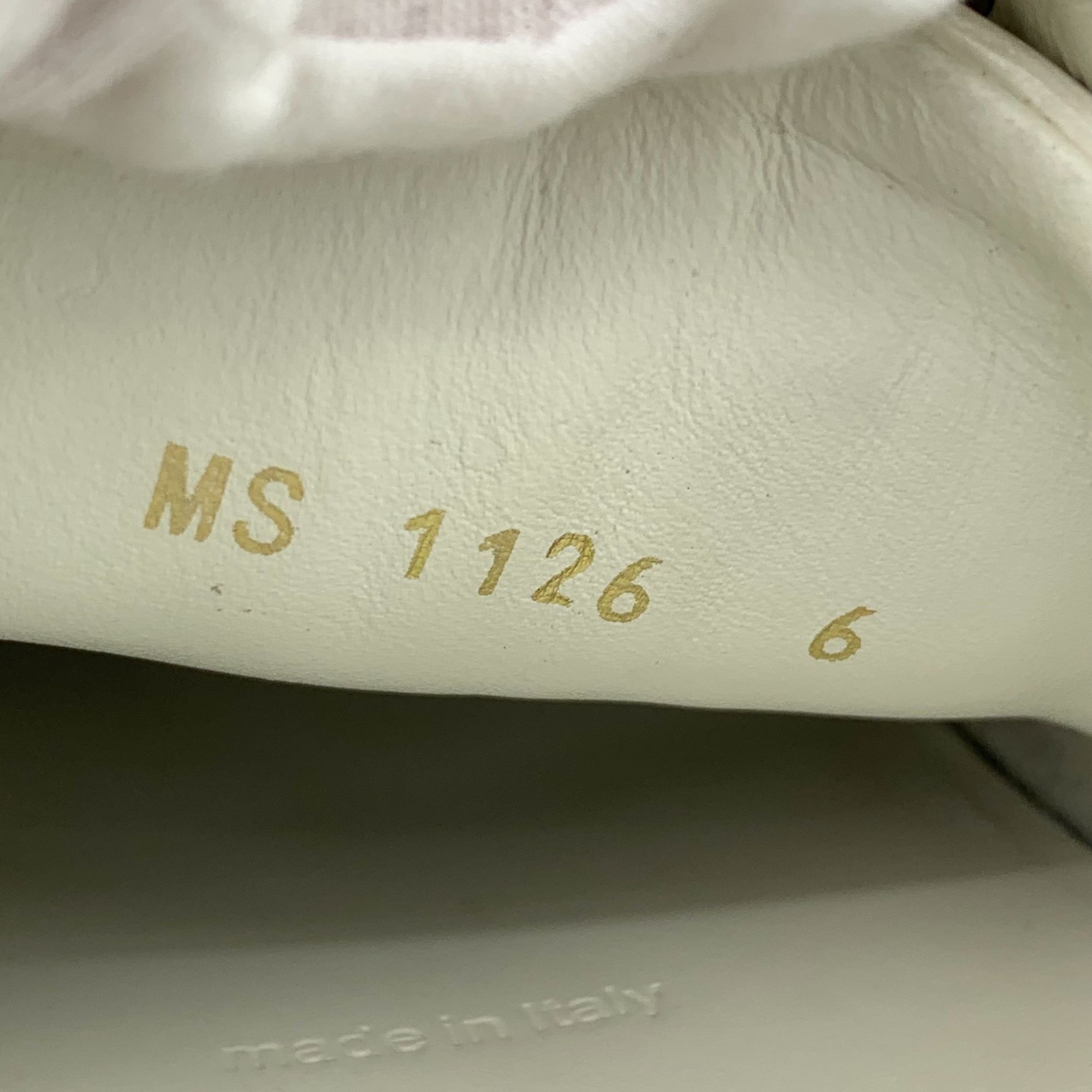 Louis Vuitton Louis Vuitton White Ripple Texture Leather Low-Top Casual Sn Size US 6 / EU 39 - 3 Thumbnail