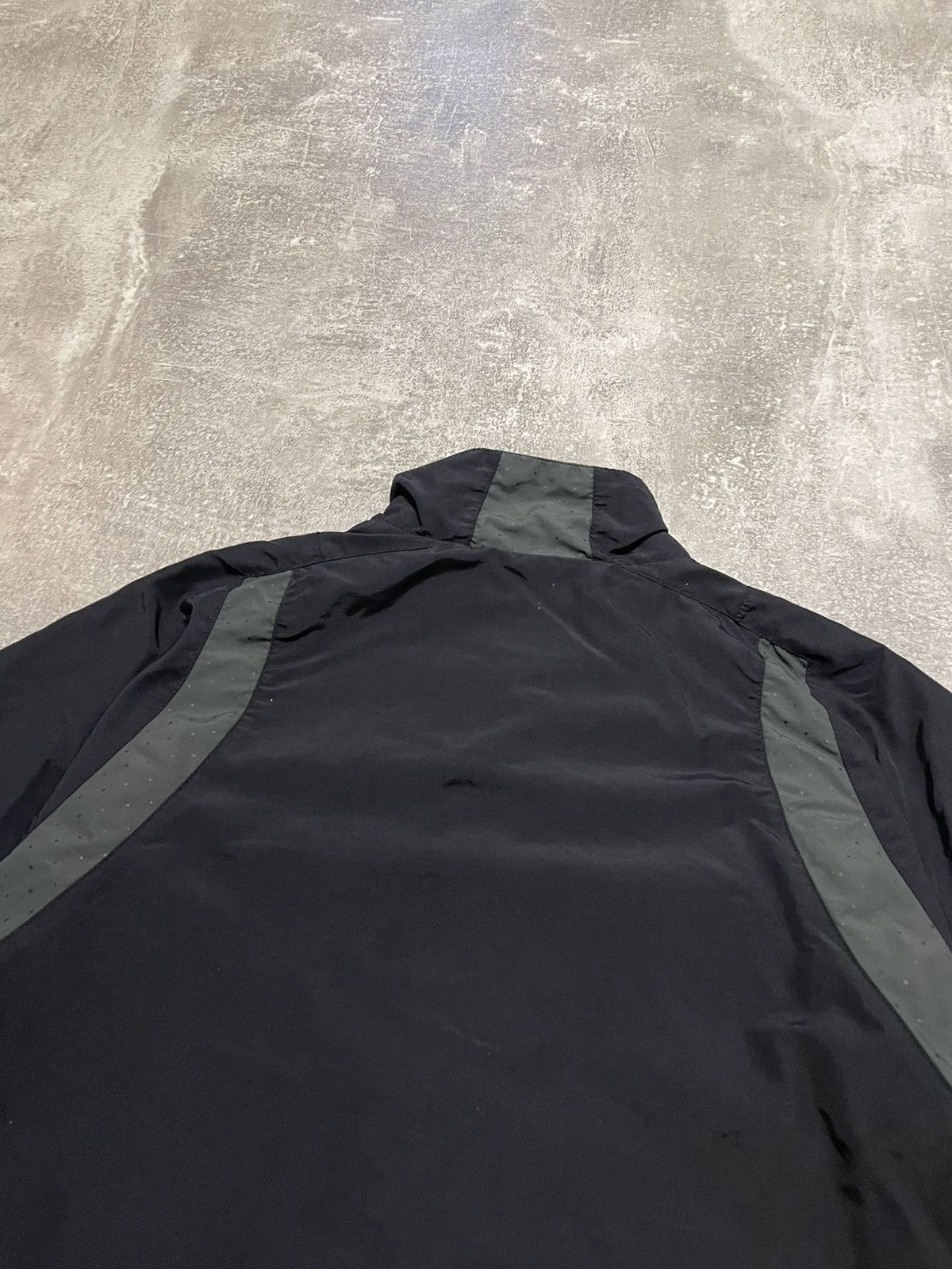 Nike × Vintage Vintage Nike Nylon Track Jacket Drill Size S Size US S / EU 44-46 / 1 - 15 Thumbnail