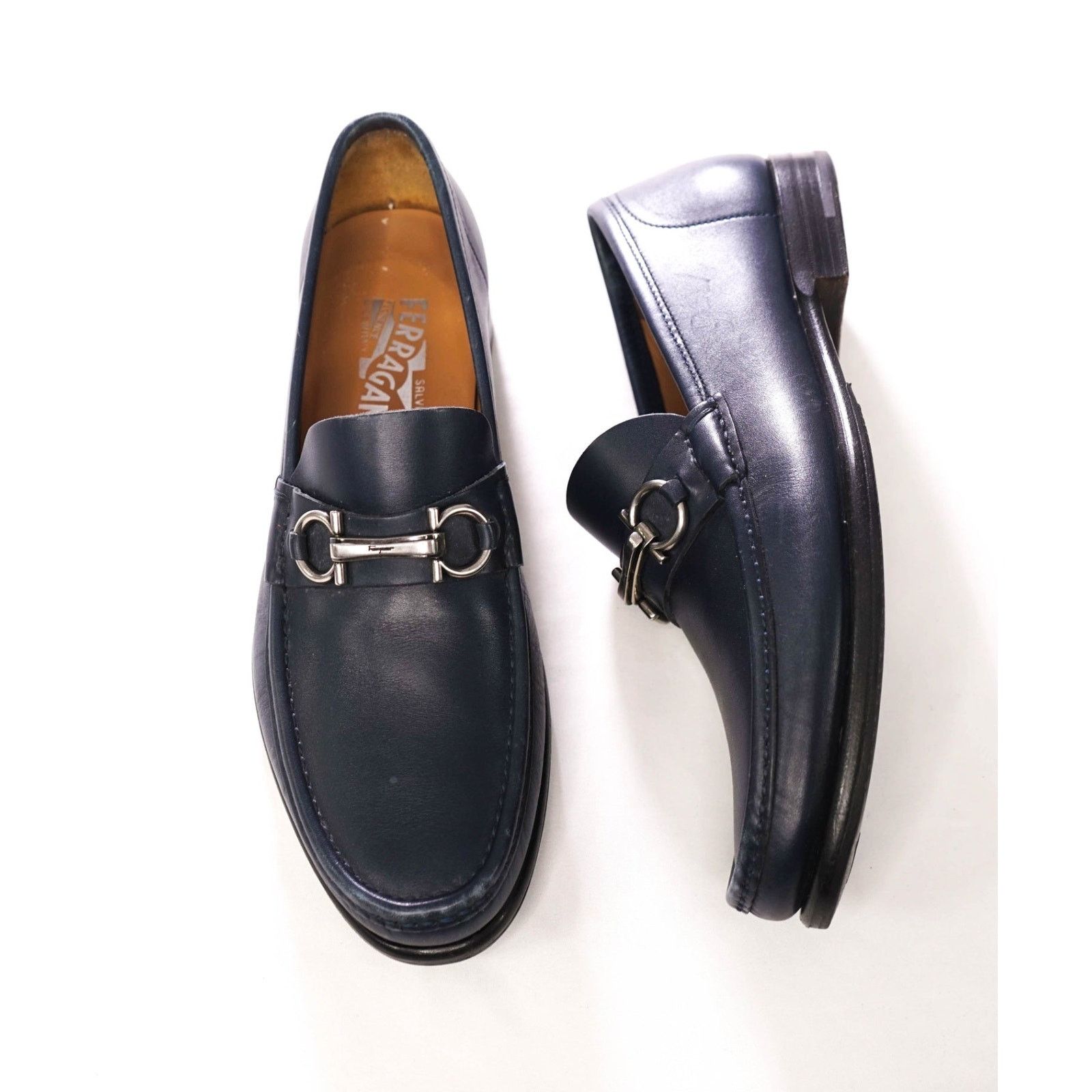 Salvatore Ferragamo $850 FERRAGAMO -  display picture 1