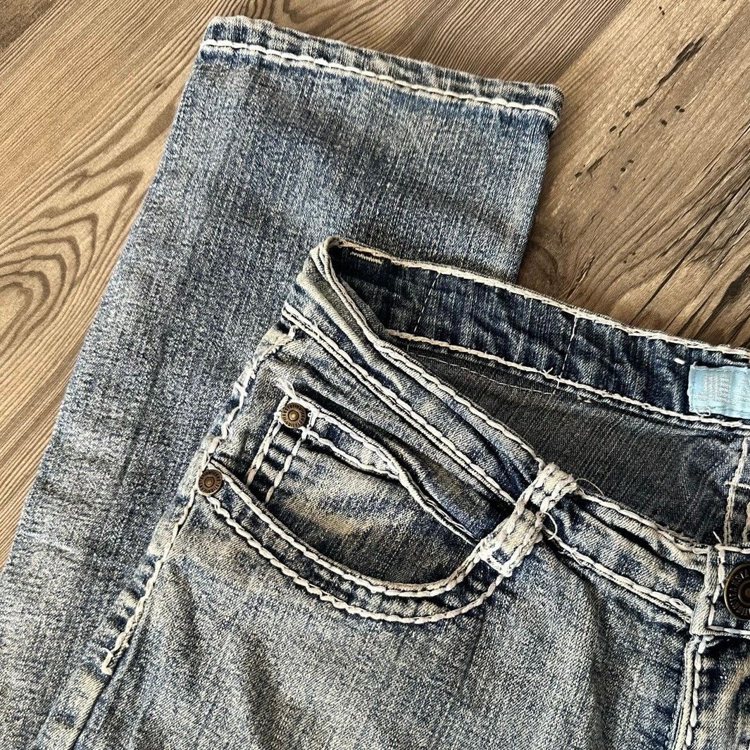Other jean station white and light blue contrast stitch jeans Size 28" / US 6 / IT 42 - 2 Thumbnail