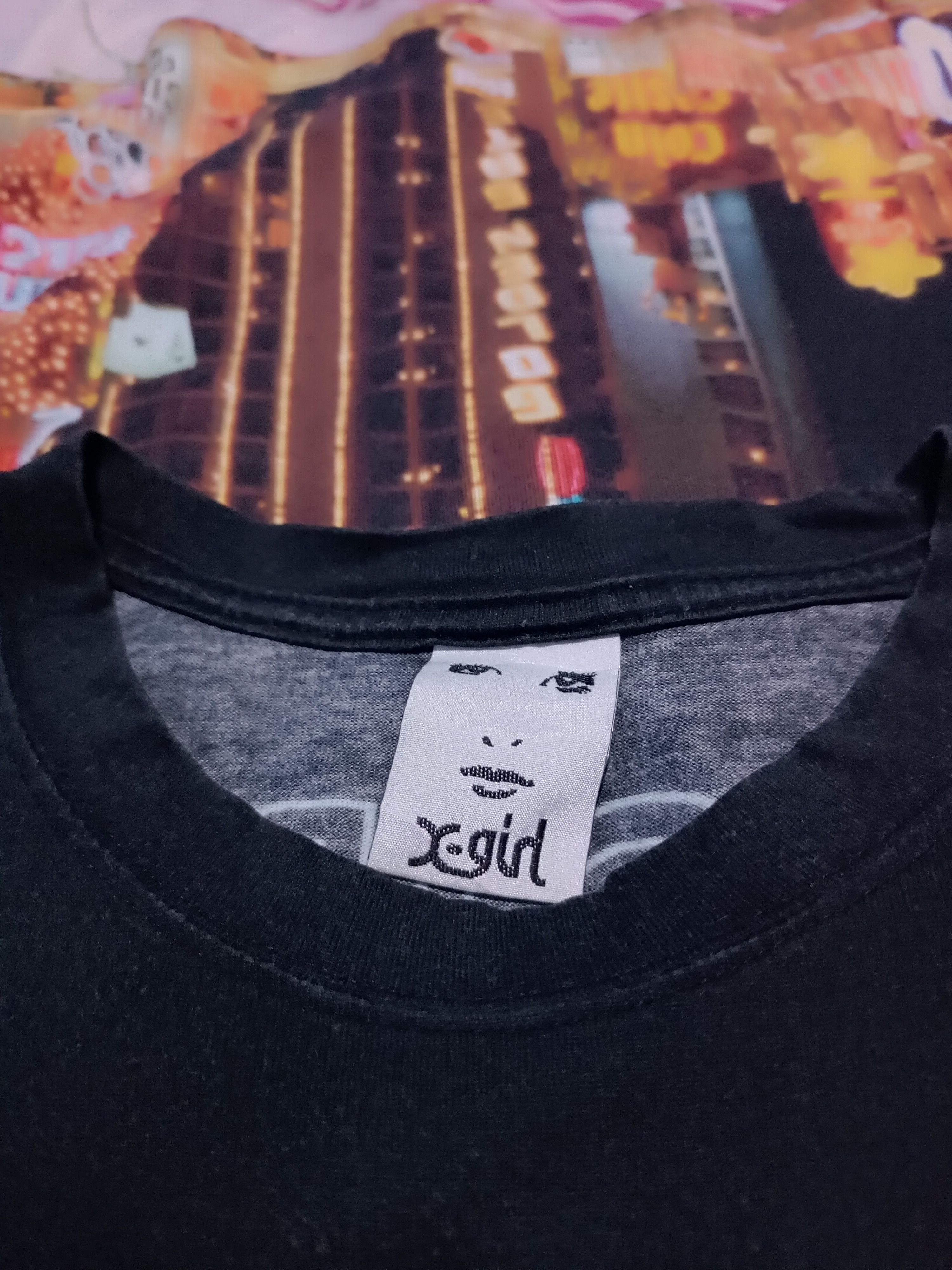 Japanese Brand X Girl Casino Design Short Sleeve T-Shirt Size US M / EU 48-50 / 2 - 10 Thumbnail