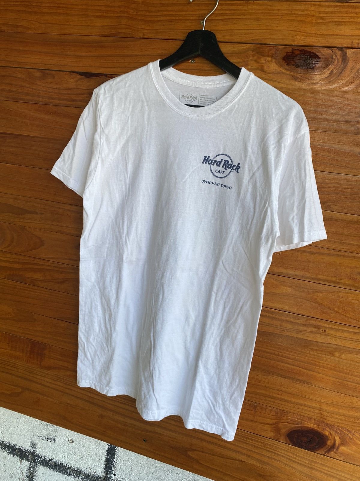 Vintage Hard Rock Cafe Ueno-Eki Tokyo Geisha Graphic T-Shirt