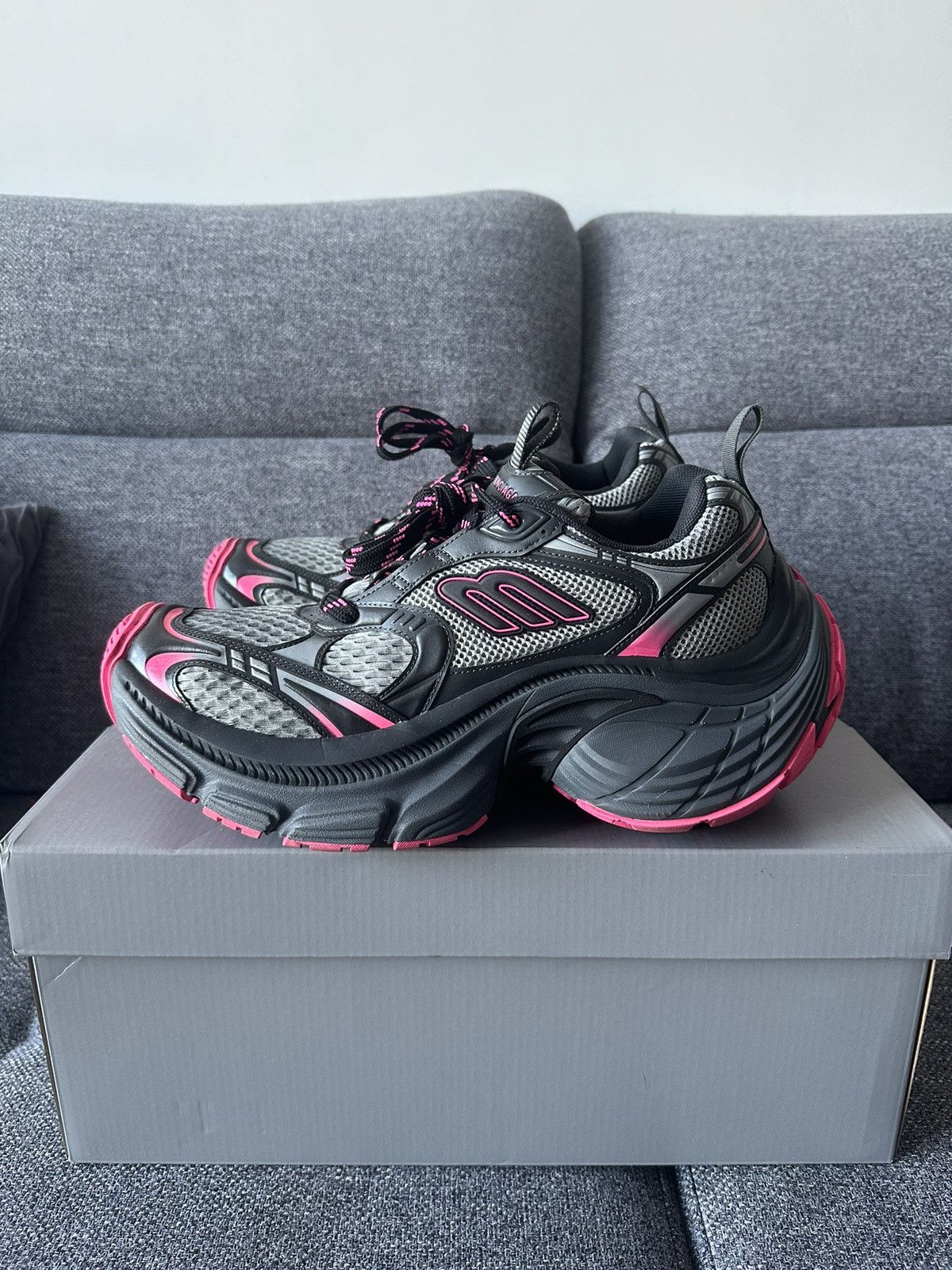 Balenciaga Balenciaga 10XL Grey Pink | Grailed