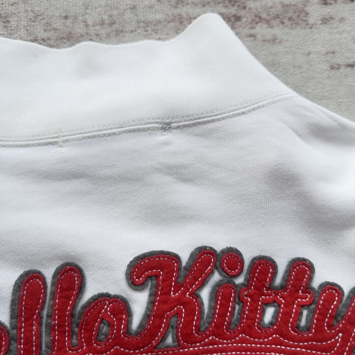 Japanese Brand VINTAGE HELLO KITTY X BOBSON WHITE ZIPPER SWEATSHIRT Size US XS / EU 42 / 0 - 7 Thumbnail