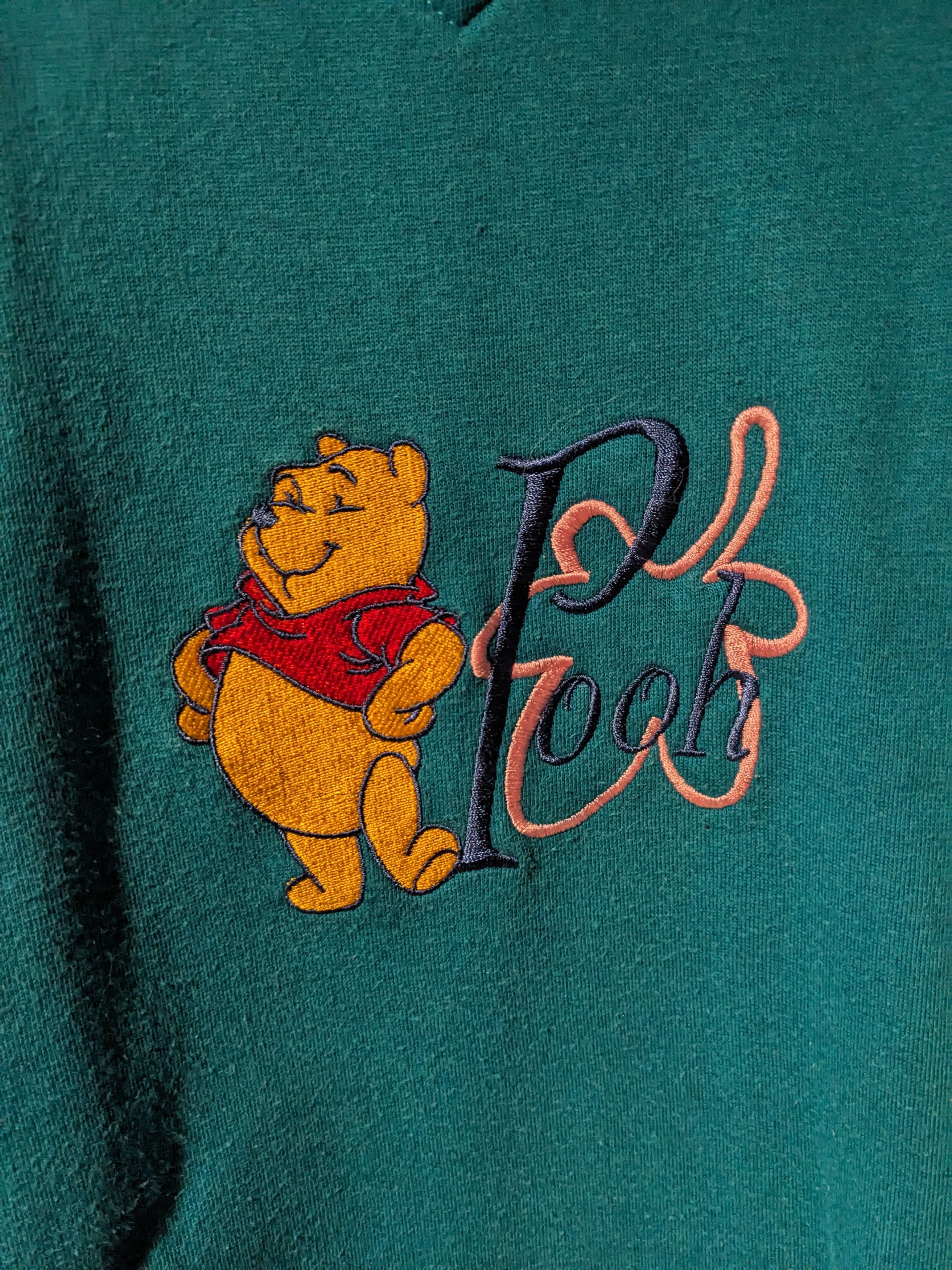 Disney Vintage 90s Winnie the Pooh Leave Center Logo Sweatshirt Size US L / EU 52-54 / 3 - 2 Thumbnail