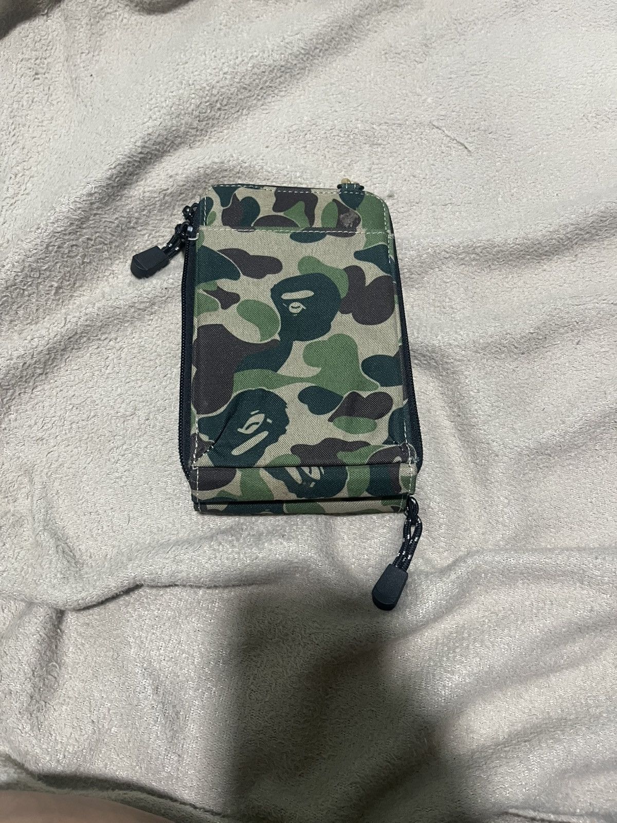 Bape Bape Magazine Winter/Fall 2023 Side Bag Camo Size ONE SIZE - 2 Thumbnail