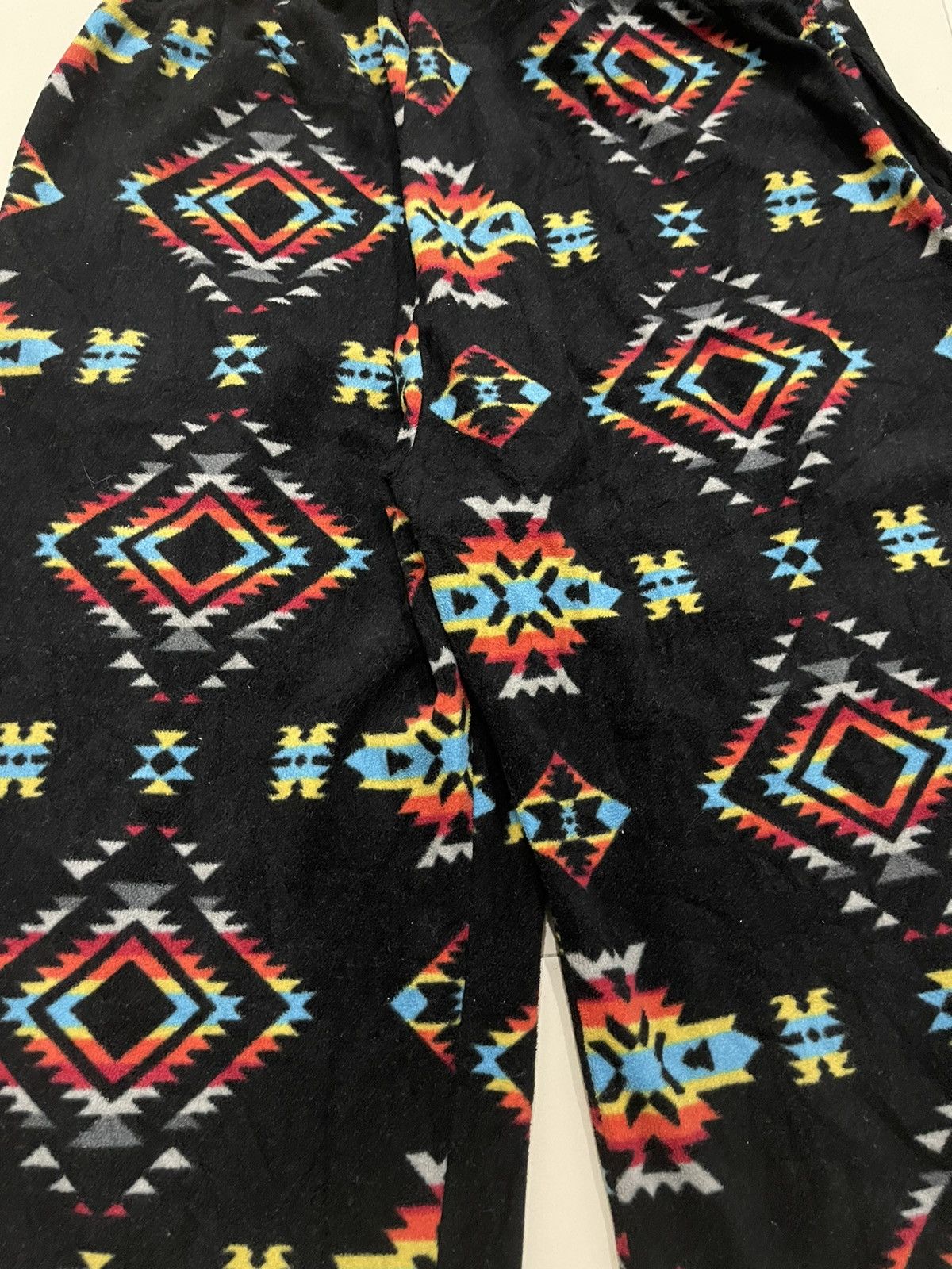 Japanese Brand VINTAGE NAVAJO FLEECE PANTS STREET FASHION Size US 33 - 5 Thumbnail