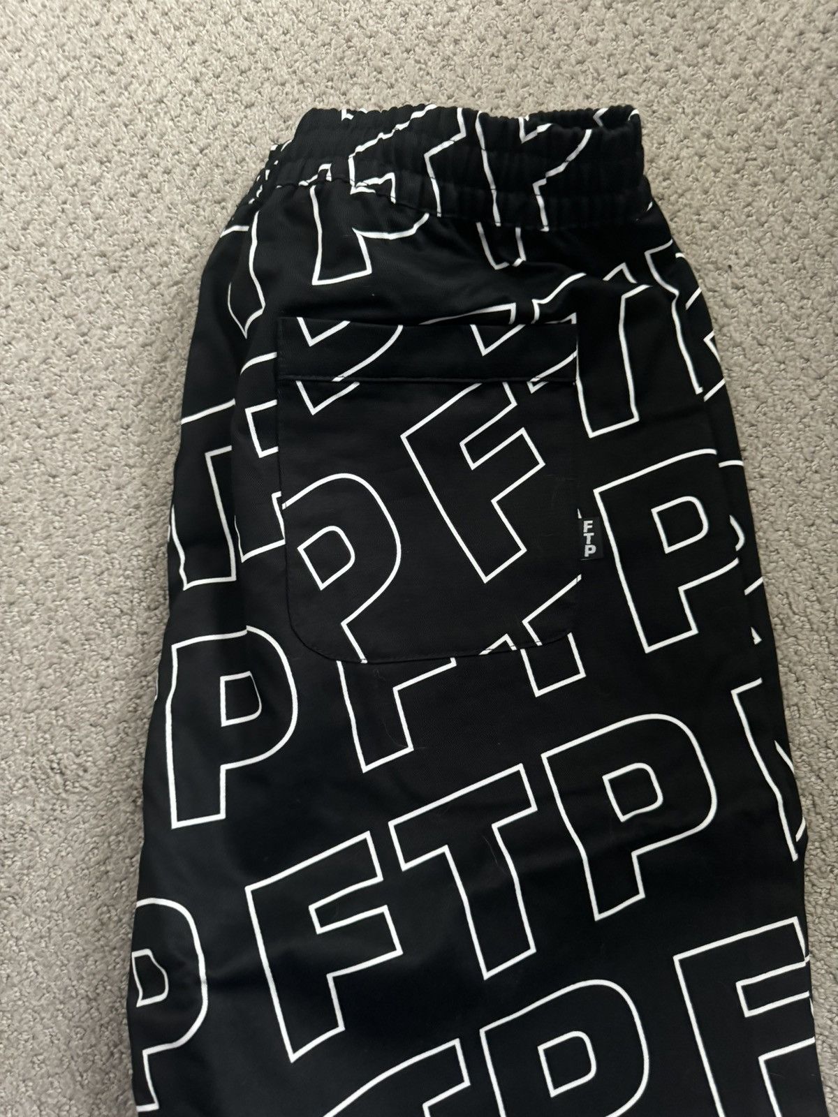 Fuck The Population FTP outline shorts Size US 30 / EU 46 - 3 Thumbnail