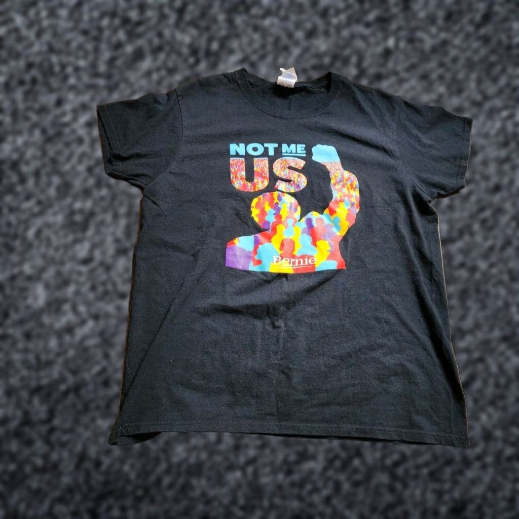 Gildan Bernie Sanders 2020 President Supporter Black T-Shirt Womens L Gildan Cotton Size L / US 10 / IT 46 - 1 Thumbnail