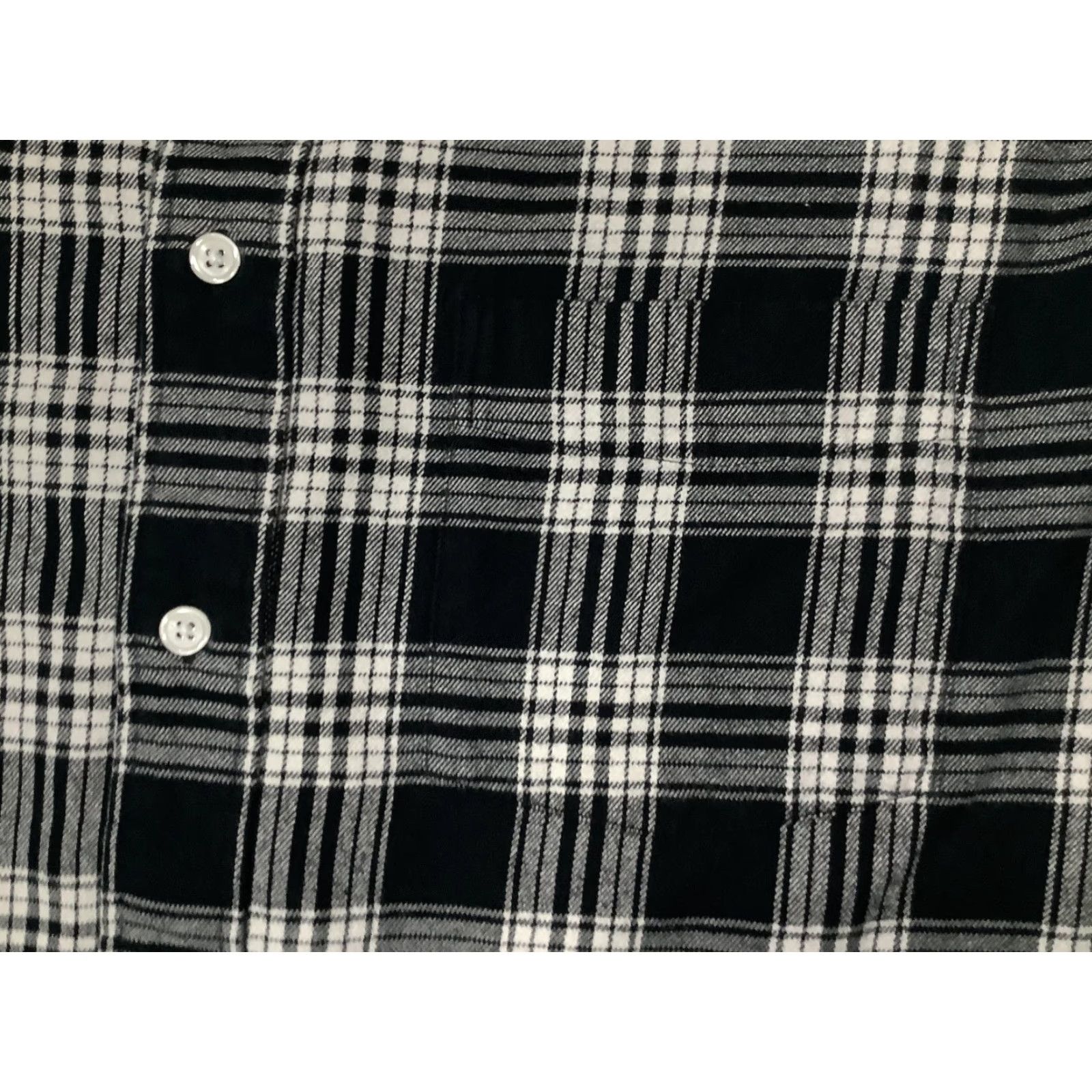 American Apparel VINTAGE? No. American Apparel Shirt Mens Medium Black White Plaid Flannel Button Long Sleeve Size US M / EU 48-50 / 2 - 5 Thumbnail
