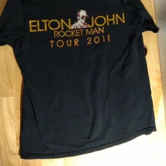 Band Tees Elton John Rocket Man Tour 2011 T-Shirt Size US M / EU 48-50 / 2 - 8 Thumbnail