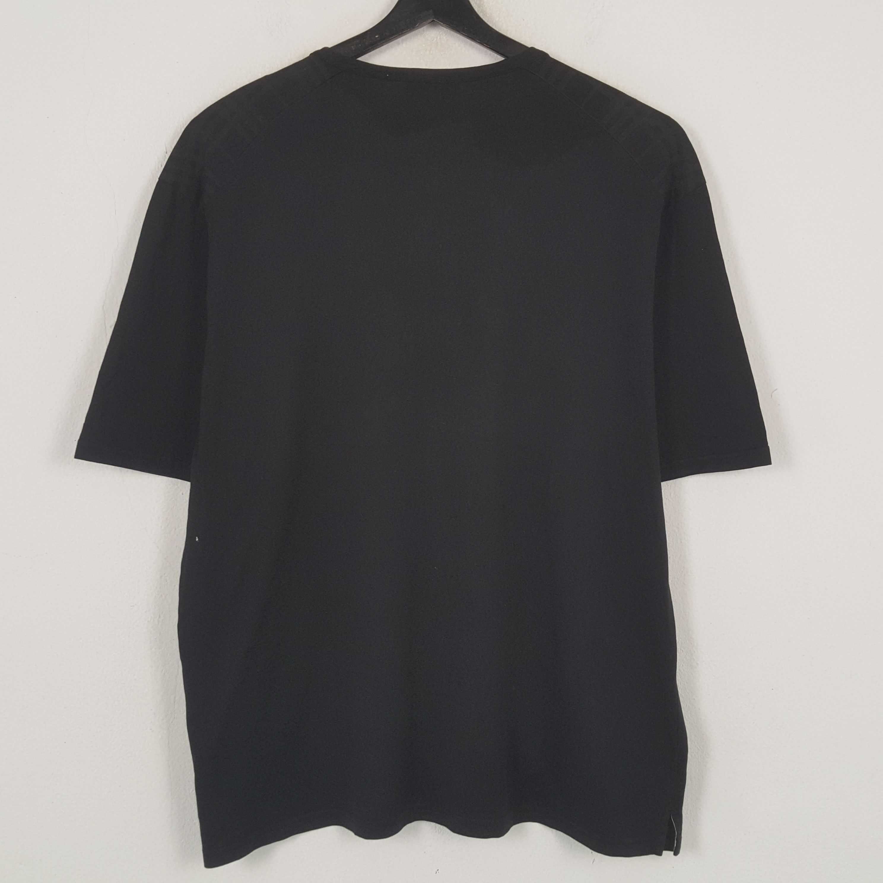 Burberry × Vintage BURBERRY LONDON Fashion Brand Custom Art Tshirt C285N9 Size US XL / EU 56 / 4 - 3 Thumbnail