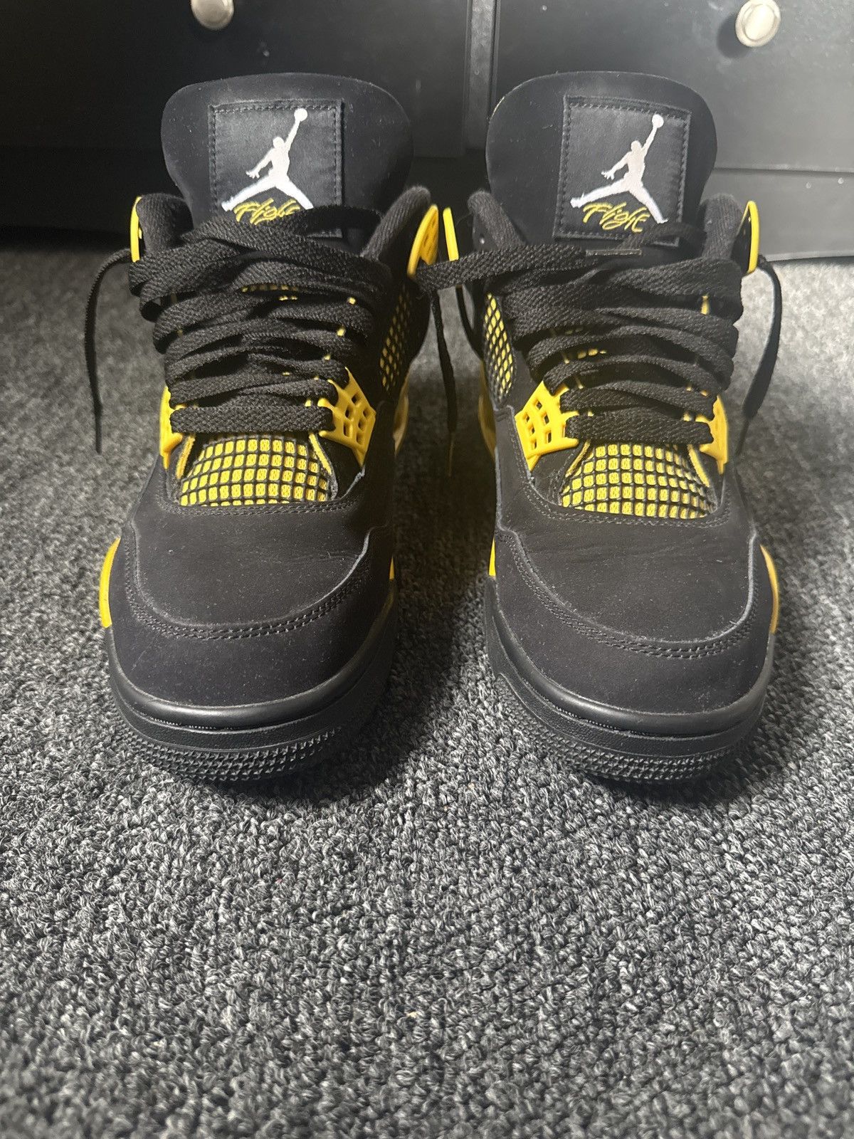 Jordan Brand Jordan 4 “Thunder” Size US 9.5 / EU 42-43 - 3 Thumbnail