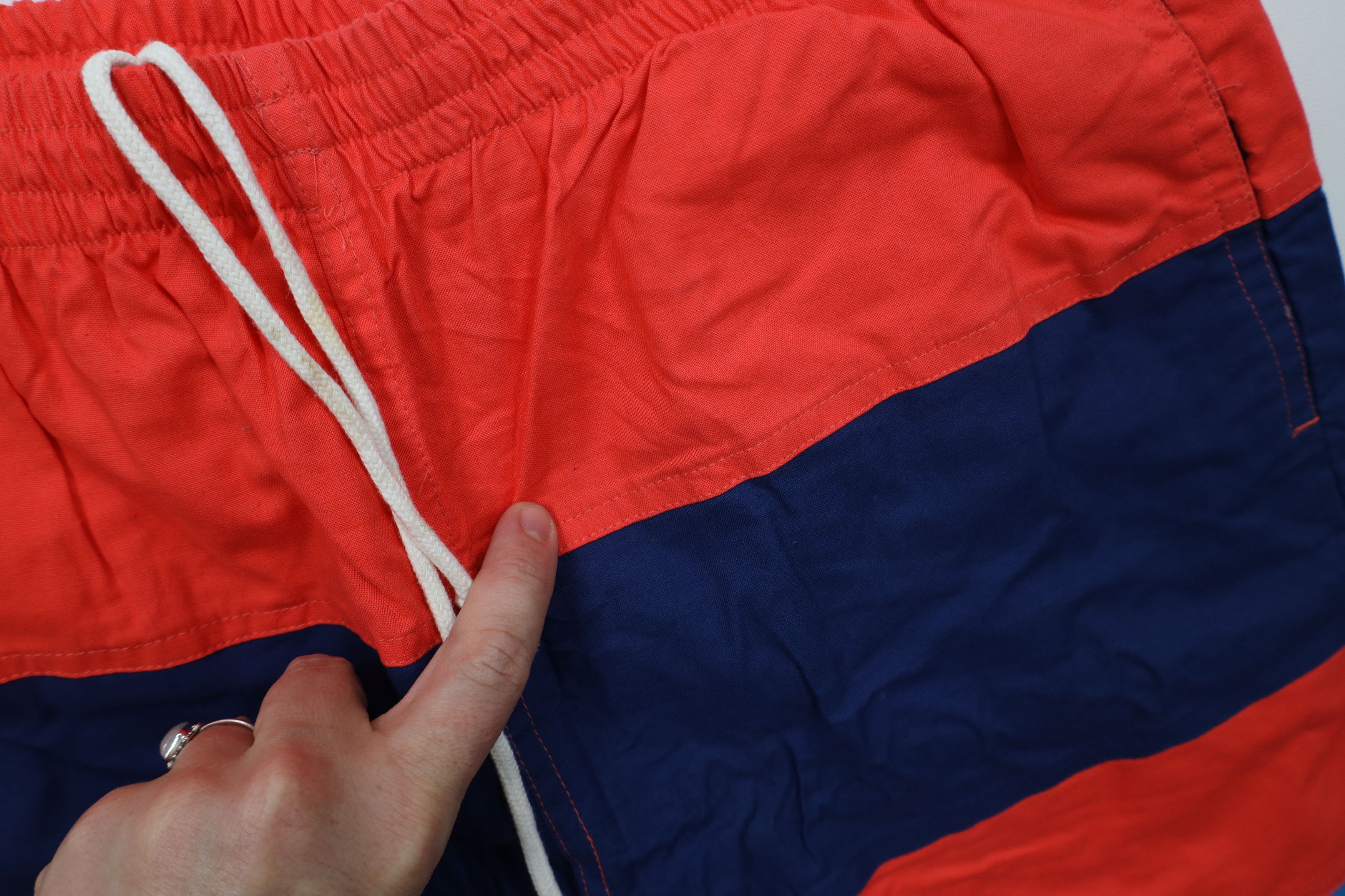 Vintage Vintage 90s Streetwear Block Lined Shorts Trunks Cotton Size US 32 / EU 48 - 6 Thumbnail