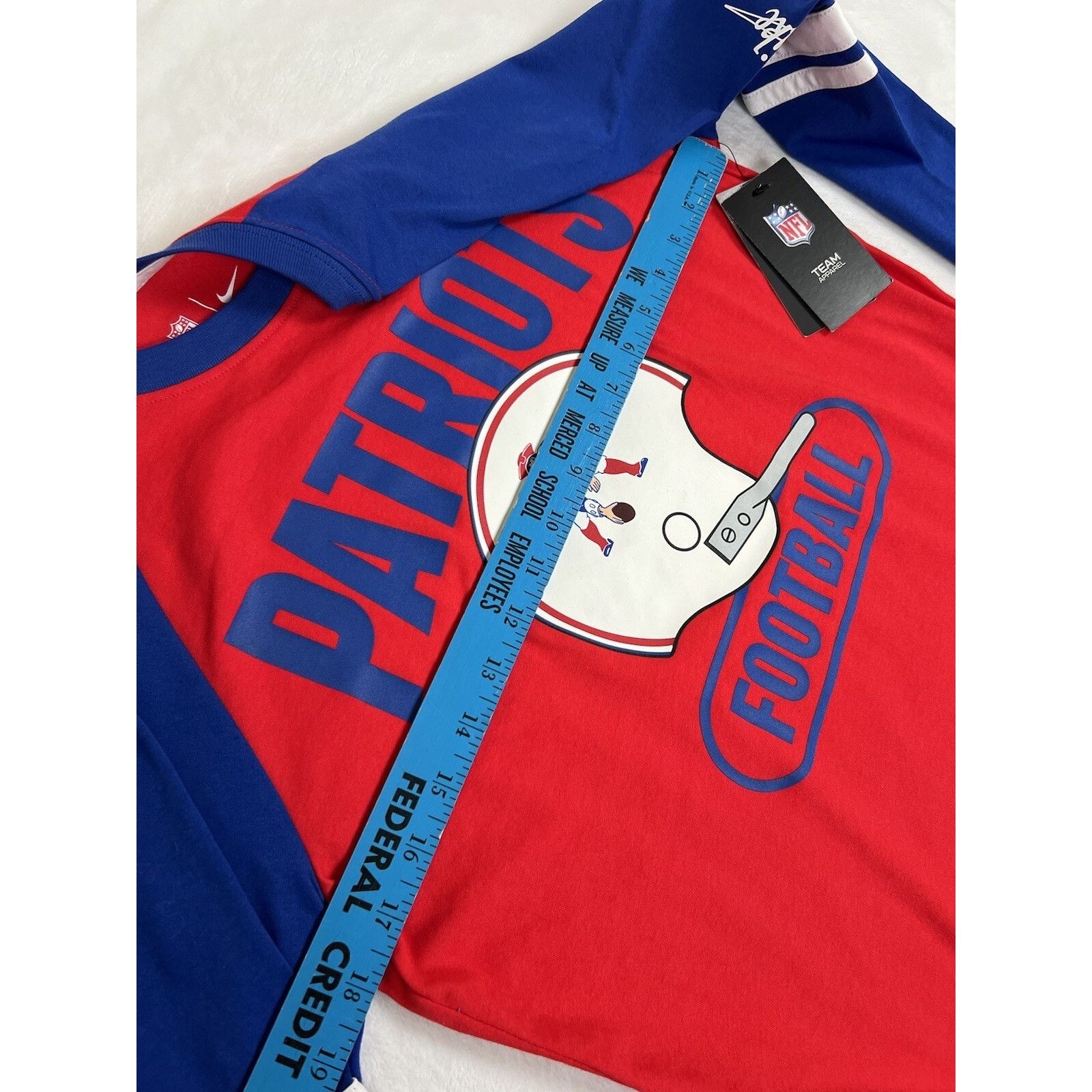 Nike New England Patriots Raglan Shirt Size S Retro Logo Nike Dri Size US S / EU 44-46 / 1 - 3 Thumbnail