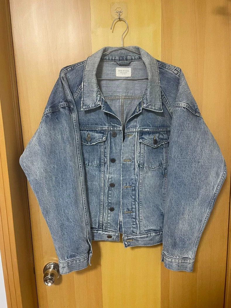 ジャケット・アウター Fear of God 4th denim tracker jacket FEAR OF GOD 4th Oversized Denim Raglan Trucker Jacket S Size