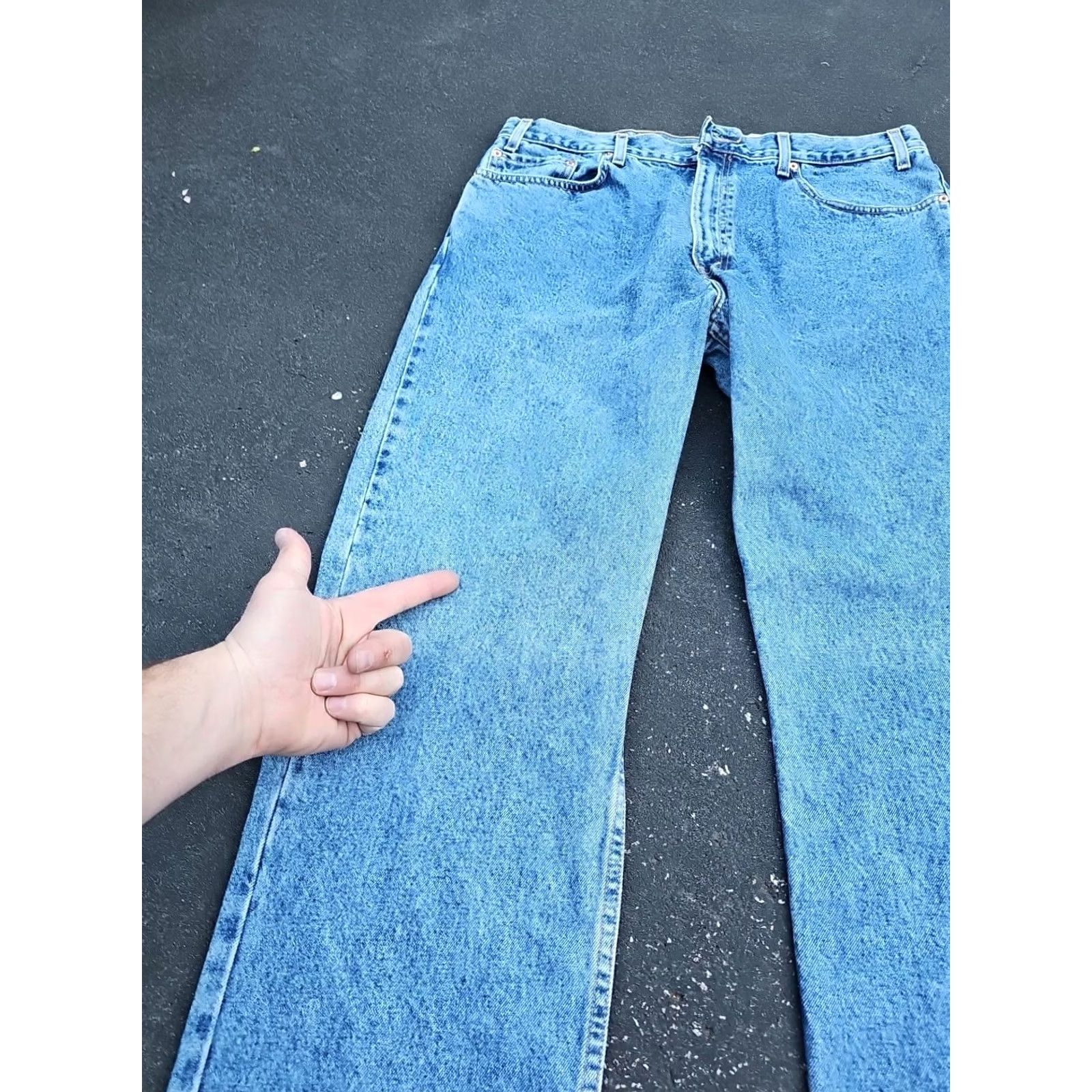 Levi's VINTAGE Levi's 505 Regular Fit Straight Jeans 38x32 Men Blue Denim 90s 5-Pocket Levi's 500 Series Mens Jeans with Sun Spot on Knee Size US 38 / EU 54 - 2 Thumbnail