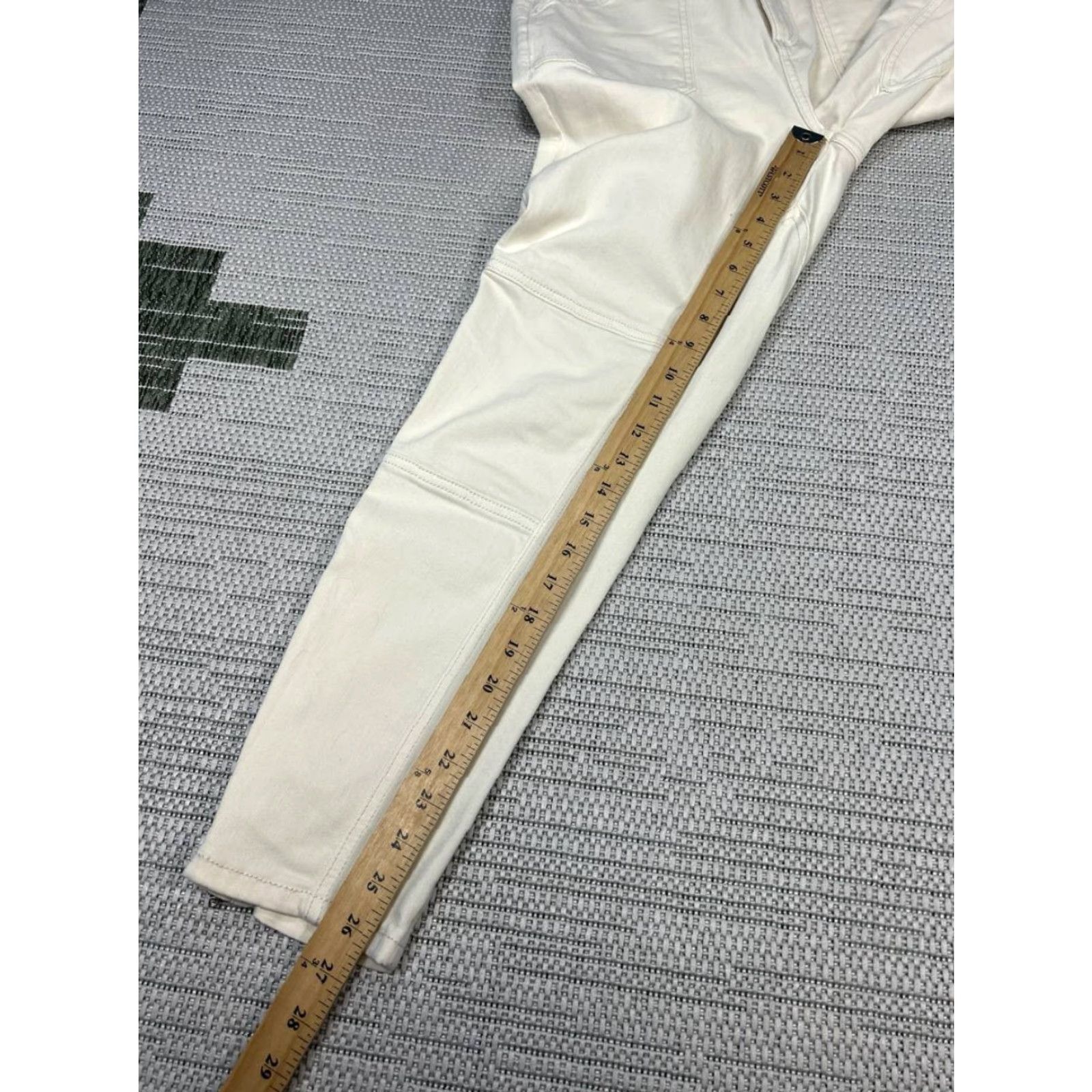 Banana Republic Banana Republic Jeans Women Mid Rise Skinny White Denim 30x26 Regular 5-Pocket Cotton Spandex Denim Zip Button Pants Classic Outdoor Mens Womens Girls Size 30" / US 8 / IT 44 - 3 Thumbnail