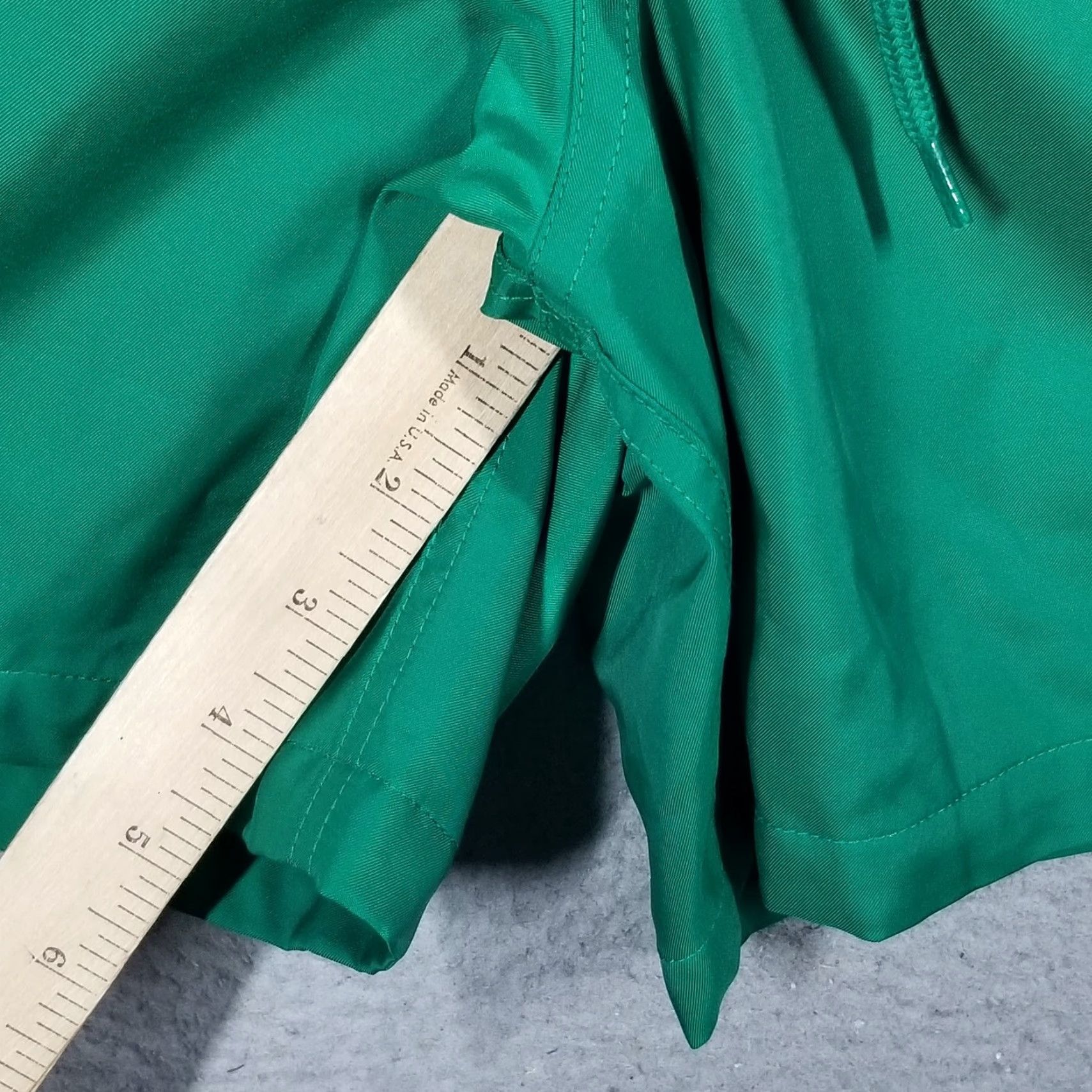 Nike Nike Club Flow Shorts Mens M Green Swim Bottoms Sample FN3307-365 Size US 31 - 6 Thumbnail