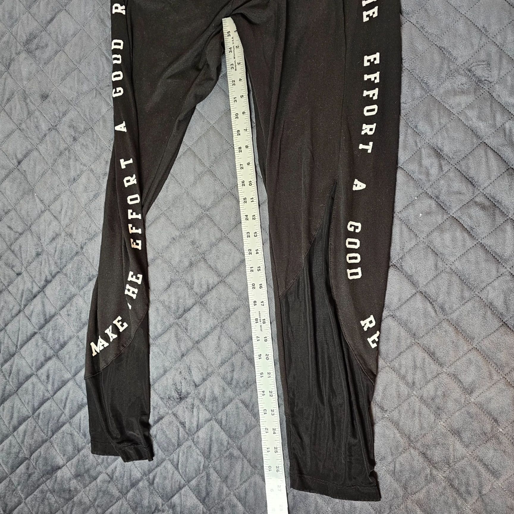 Shein VINTAGE? No — Actual: SHEIN Curve Leggings Black Ankle Women 2XL Elastic Waist Plus Size 2XL Women Leggings Size 40" / US 18 - 6 Thumbnail