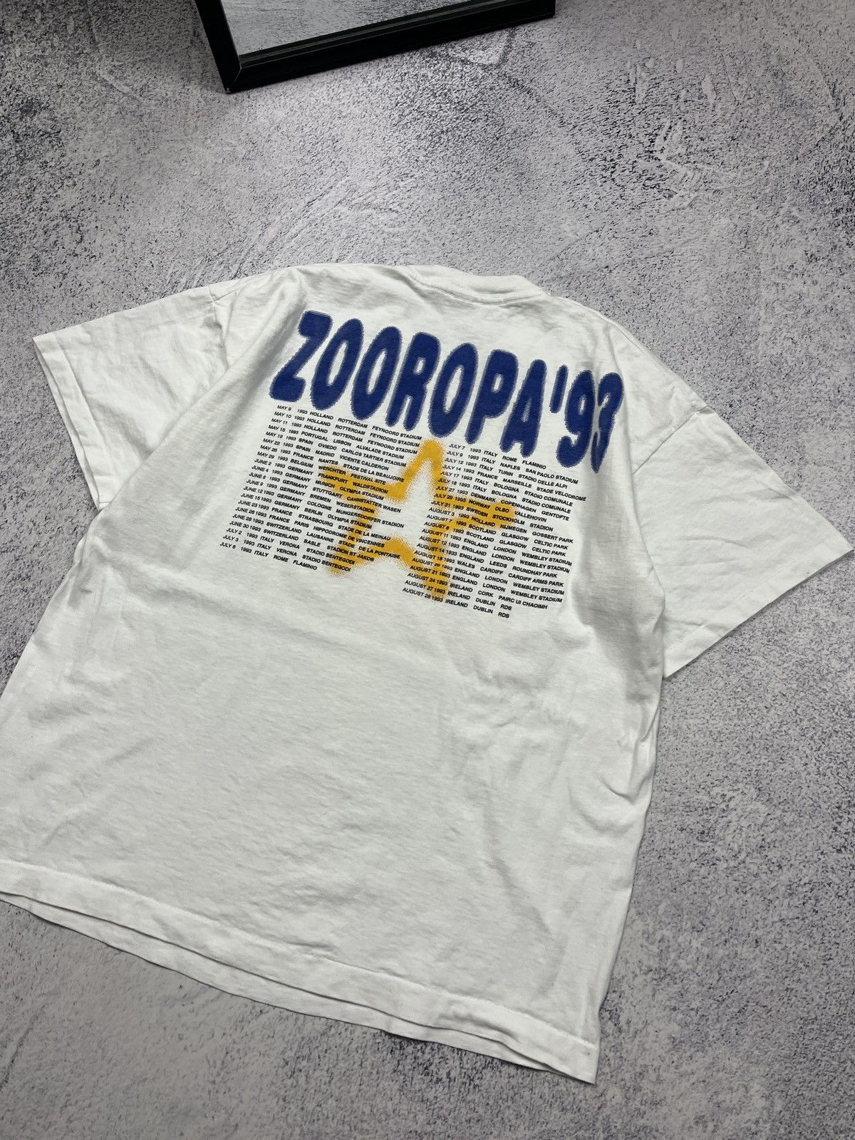 Band Tees × Fruit Of The Loom × Vintage Vintage 1993 U2 Zooropa Tour Rock Band T-Shirt Tee Boxy Rare Size US XL / EU 56 / 4 - 12 Thumbnail