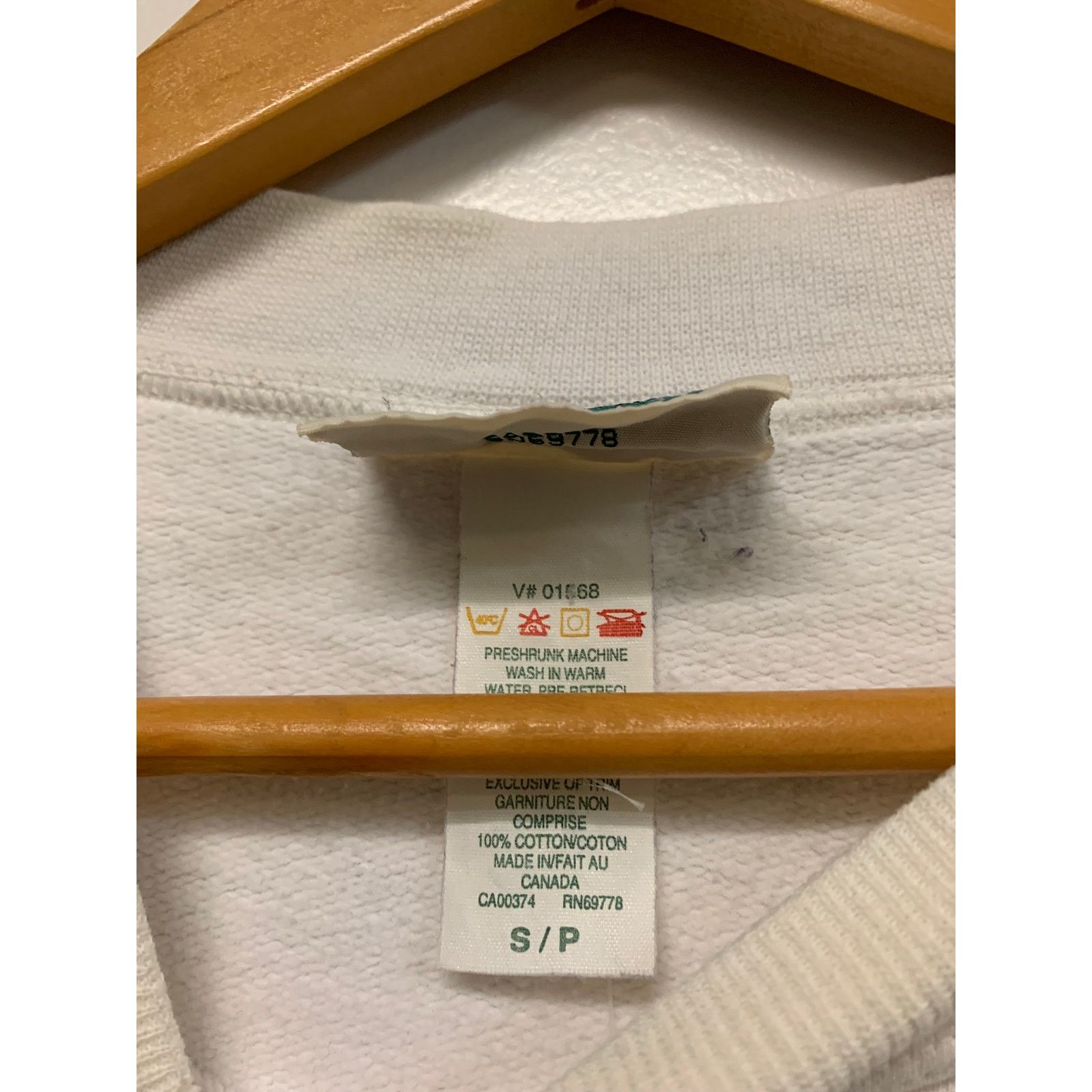 Northern Reflections Vintage Snow outdoors winter women’s Sweatshirt size Small Size US S / EU 44-46 / 1 - 5 Thumbnail