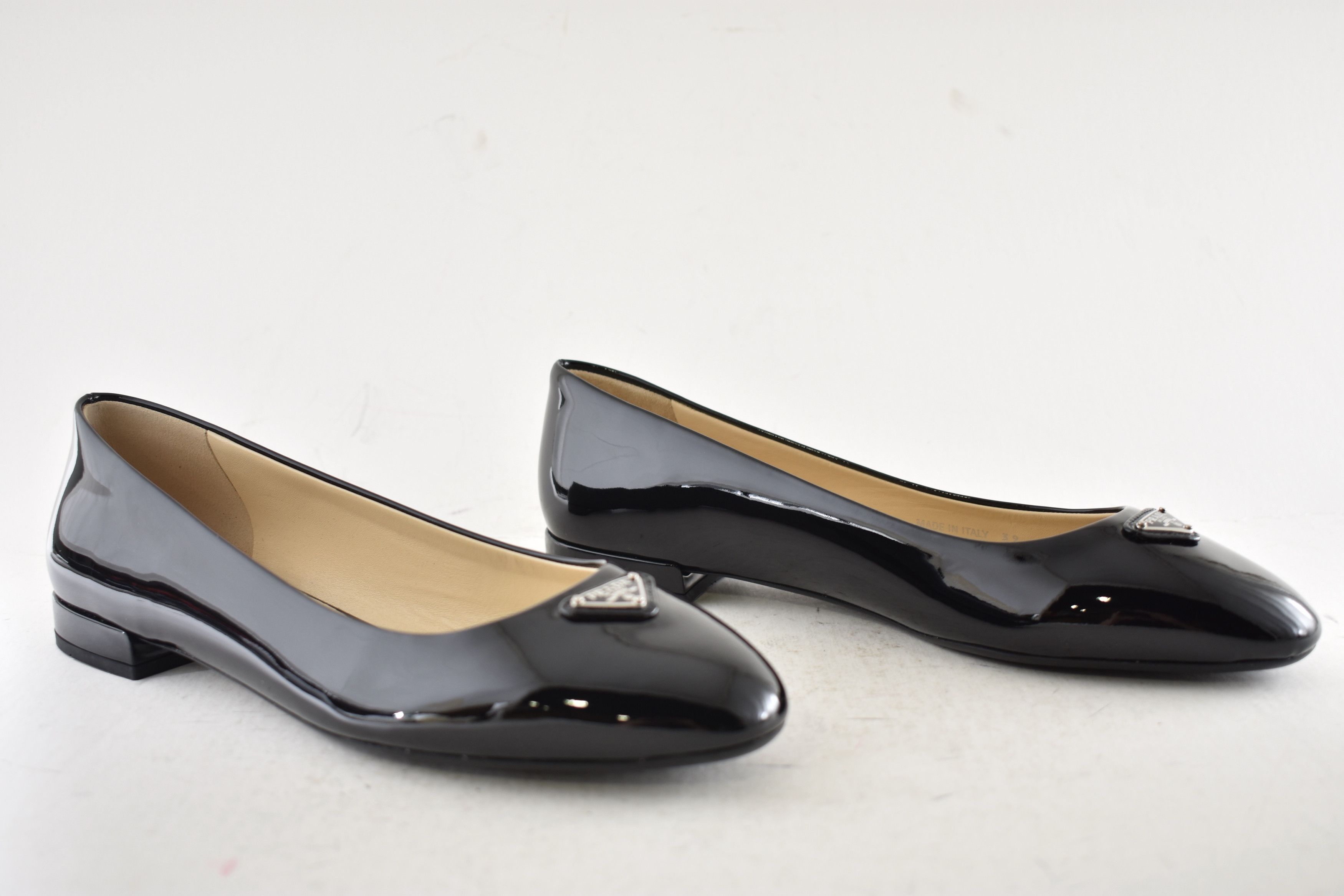 Prada Prada Patent Logo Classic Round Ballerina Ballet Flat 39 Size US 9 / IT 39 - 4 Thumbnail