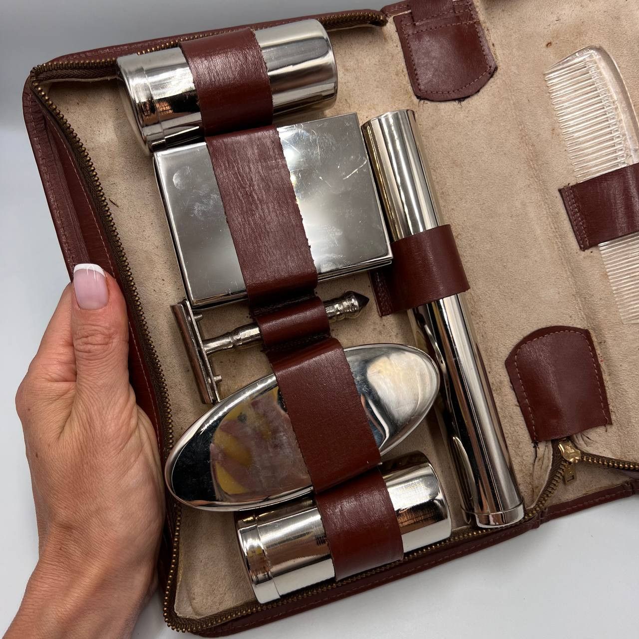 Vintage Vintage Men's Dressing Razor Travel Kit Vanity Case England Size ONE SIZE - 6 Thumbnail