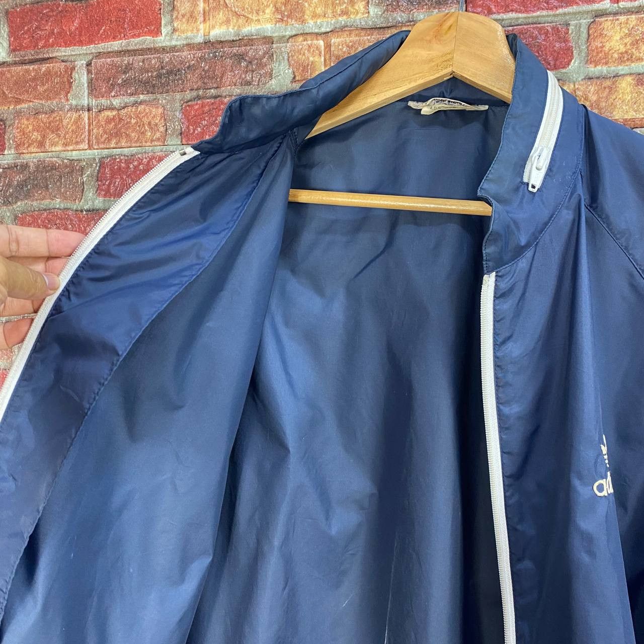 Vintage VINTAGE 90S ADIDAS CASUAL NYLONTHIN JACKET STRIPED Size US L / EU 52-54 / 3 - 2 Thumbnail