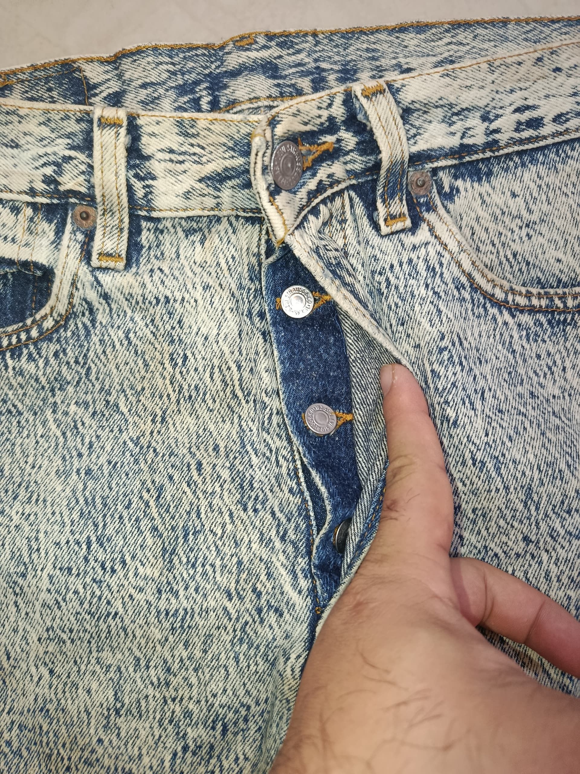 Levi's DISTRESSED LEVIS ACID WASH #522 DENIM Size US 30 / EU 46 - 7 Thumbnail