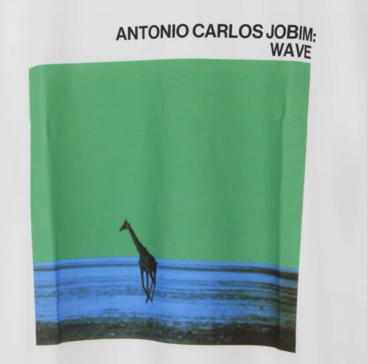 Japanese Brand × Vintage "Antonio Carlos Jobim" Graphic Printed Cotton Tshirt Size US XL / EU 56 / 4 - 4 Thumbnail