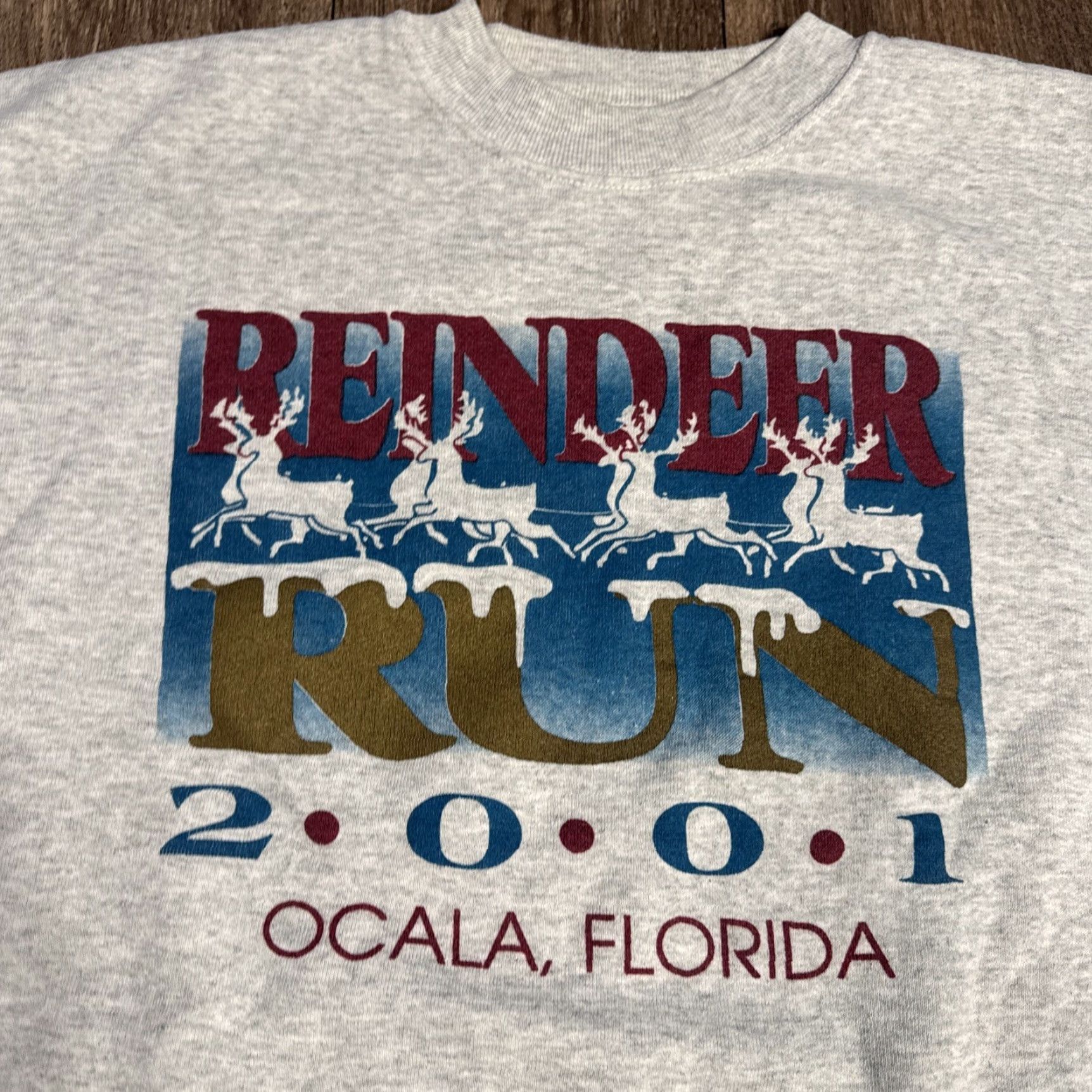 Fruit Of The Loom VINTAGE Reindeer Run Ocala Florida Christmas 5k Crewneck Sweatshirt XL Gray Mens/Womens (Unisex Adults) Pullover Fruit of the Loom Size US XL / EU 56 / 4 - 3 Thumbnail