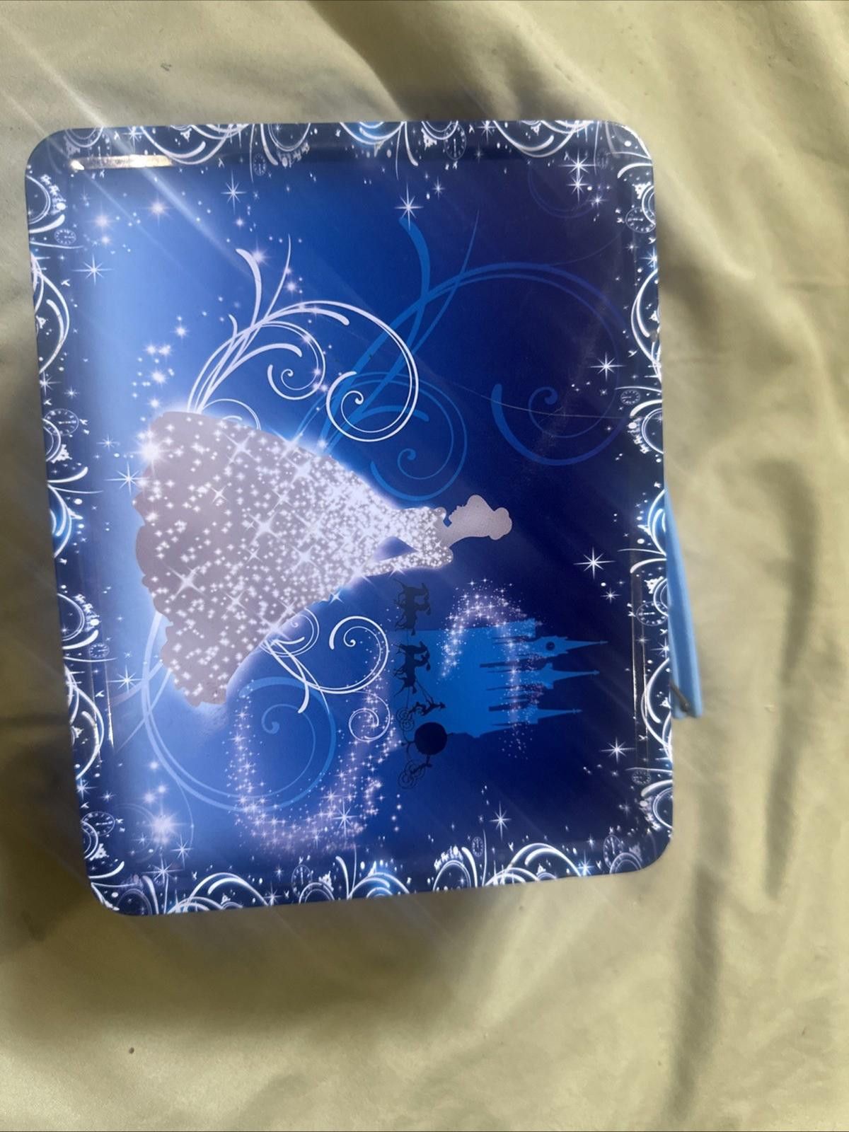 Designer The Tin Box Co Disney Princess Cinderella Lunchbox Size ONE SIZE - 6 Thumbnail