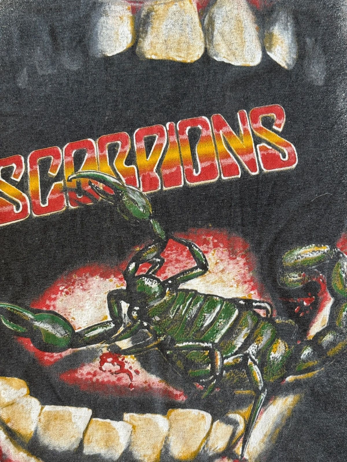 Band Tees *RARE* 1993 90s VINTAGE SCORPIONS FACE THE HEAT BIG MOUTH Size US XL / EU 56 / 4 - 8 Thumbnail