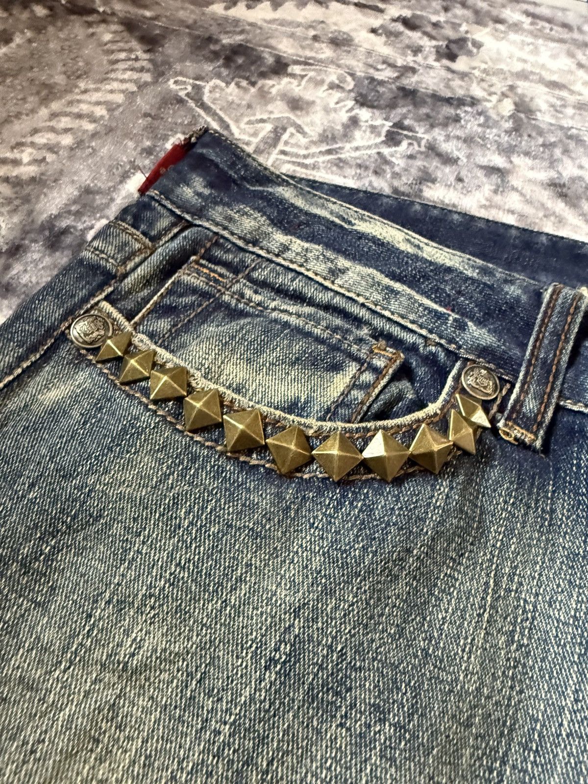 If Six Was Nine YMI Mud Wash Spiral Paneled Studded Flared Jeans Size US 32 / EU 48 - 6 Thumbnail