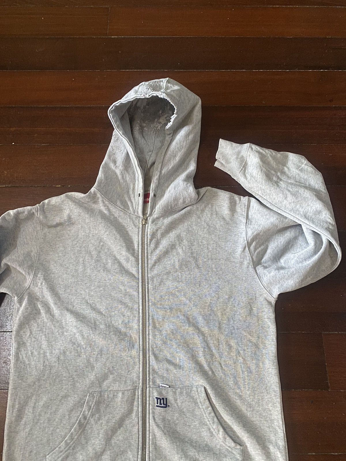Hypebeast FIRE 🔥 VINTAGE SUPREME NY ZIP UP HOODIE DISTRESSED REWORK Size US L / EU 52-54 / 3 - 4 Thumbnail