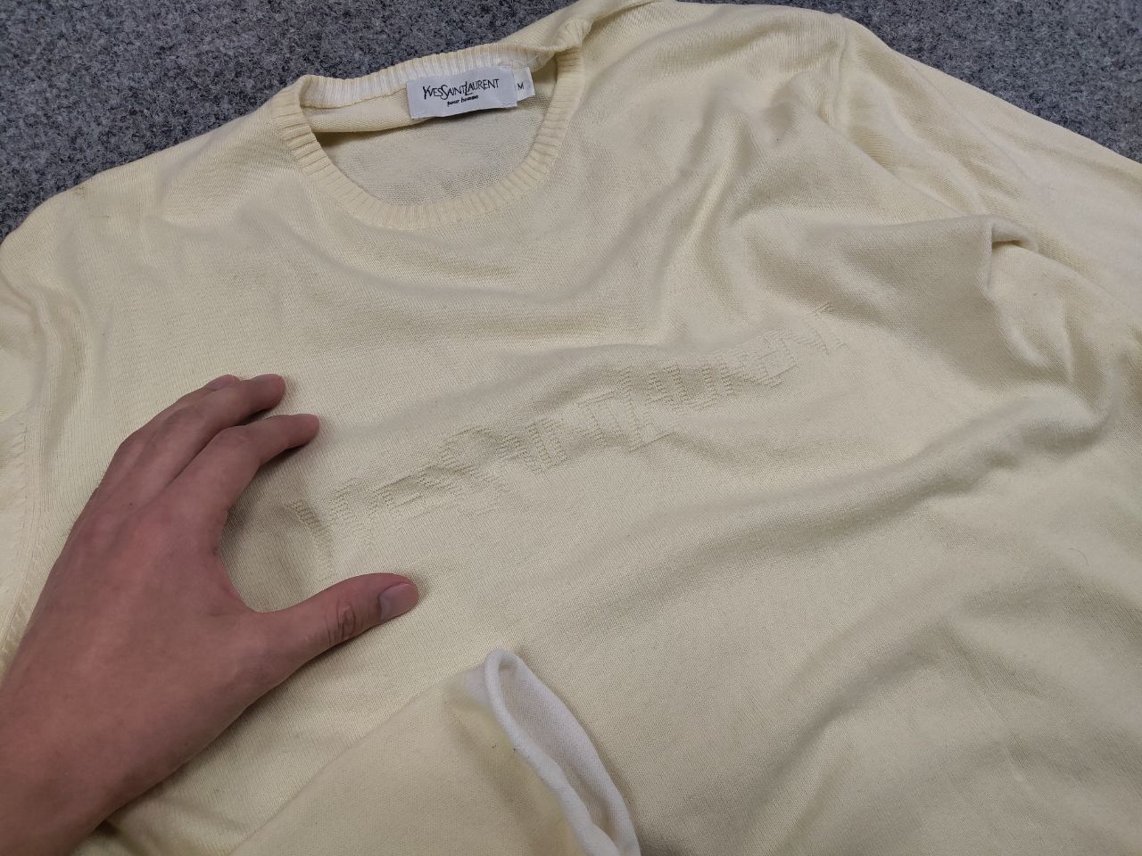Yves Saint Laurent Vintage Yves Saint Laurent yellow big Logo Light Sweater Size US M / EU 48-50 / 2 - 14 Thumbnail